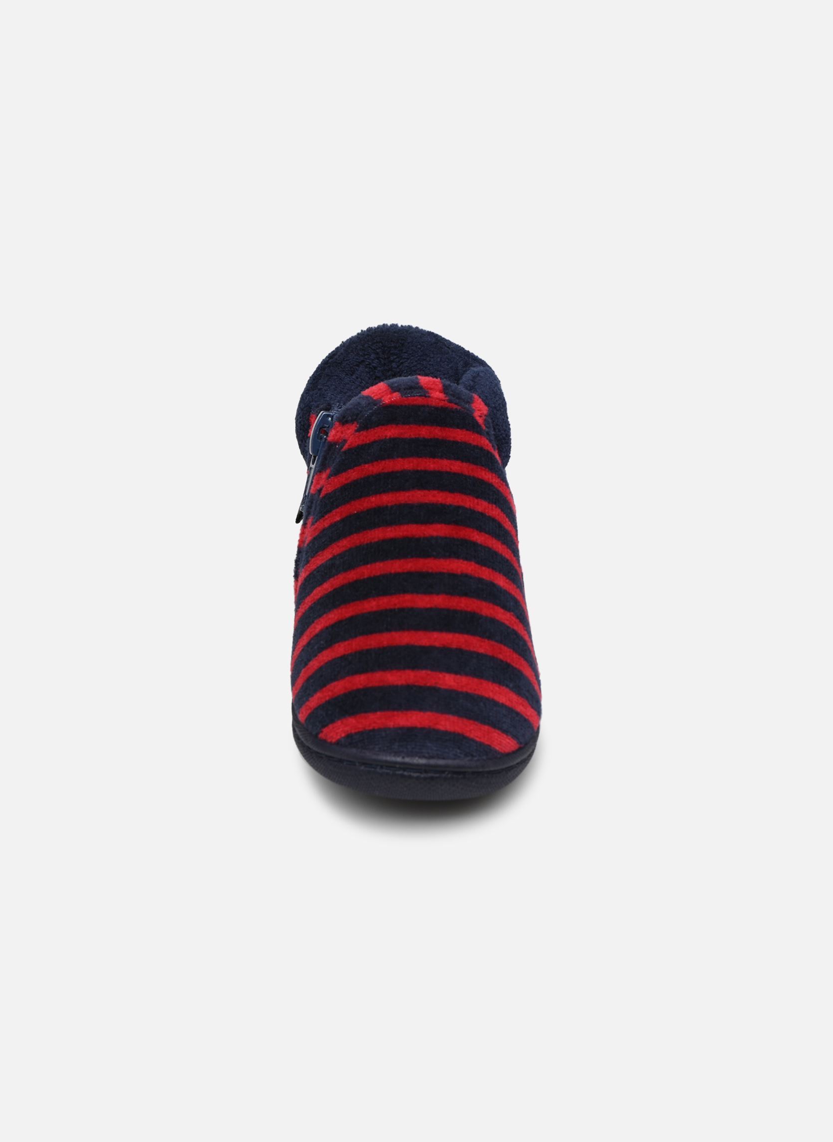 Chaussons Bottillons Zip Garcon - Velours garçon rouge Isotoner Chaussons Bottillons Zip Garcon - Velours garçon rouge RAYURES
