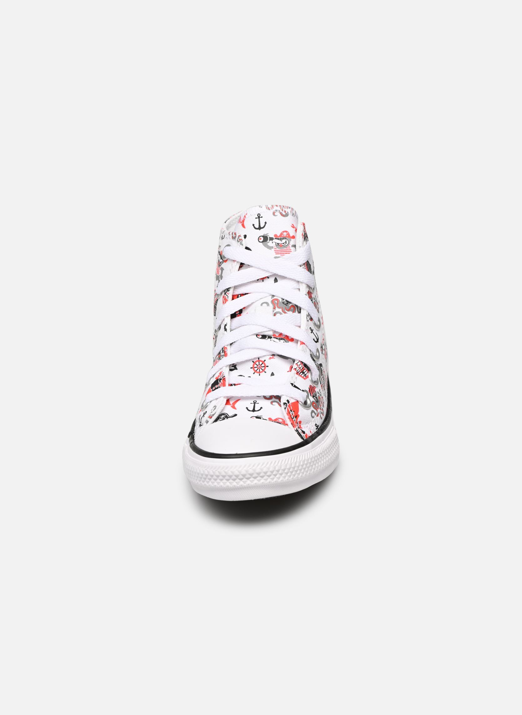 Baskets hautes Chuck Taylor All Star Pirate Print Hi garçon blanc Converse Baskets hautes Chuck Taylor All Star Pirate Print Hi garçon blanc White/University Red/Black