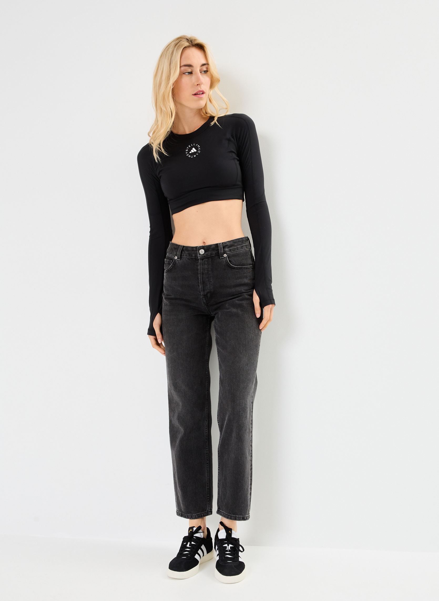 Tee-shirts Asmc Tst Crop L femme noir adidas by Stella McCartney Tee-shirts Asmc Tst Crop L femme noir NOIR