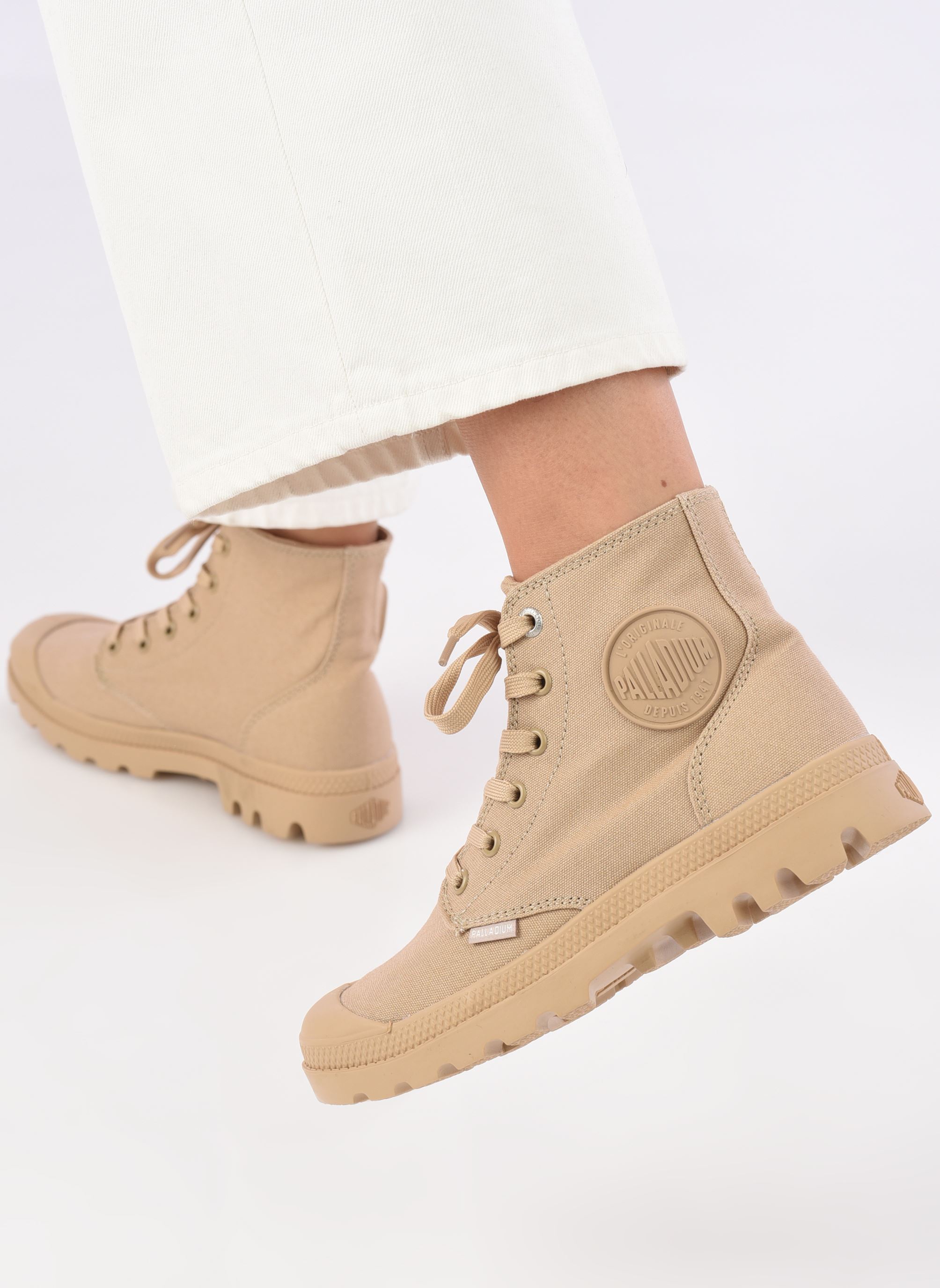 Bottines à lacets PAMPA MONO CHROME WW femme marron Palladium Bottines à lacets PAMPA MONO CHROME WW femme marron WARM SAND