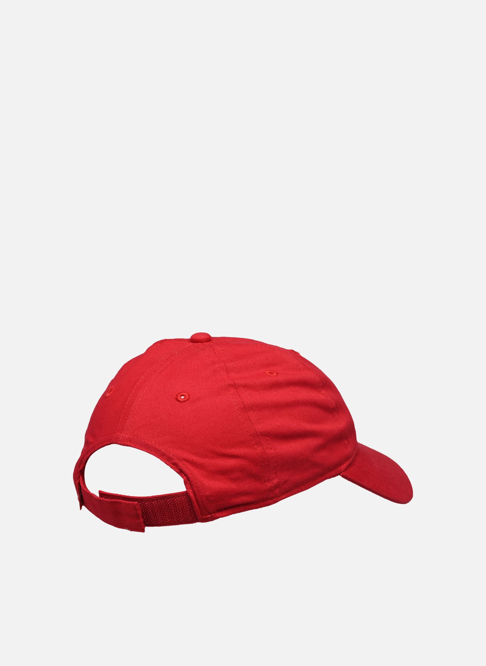 Kappen 8329 - Lan Core Batwing Curve Brimcap rot Levi's Kappen 8329 - Lan Core Batwing Curve Brimcap rot R2F - Chili Pepper