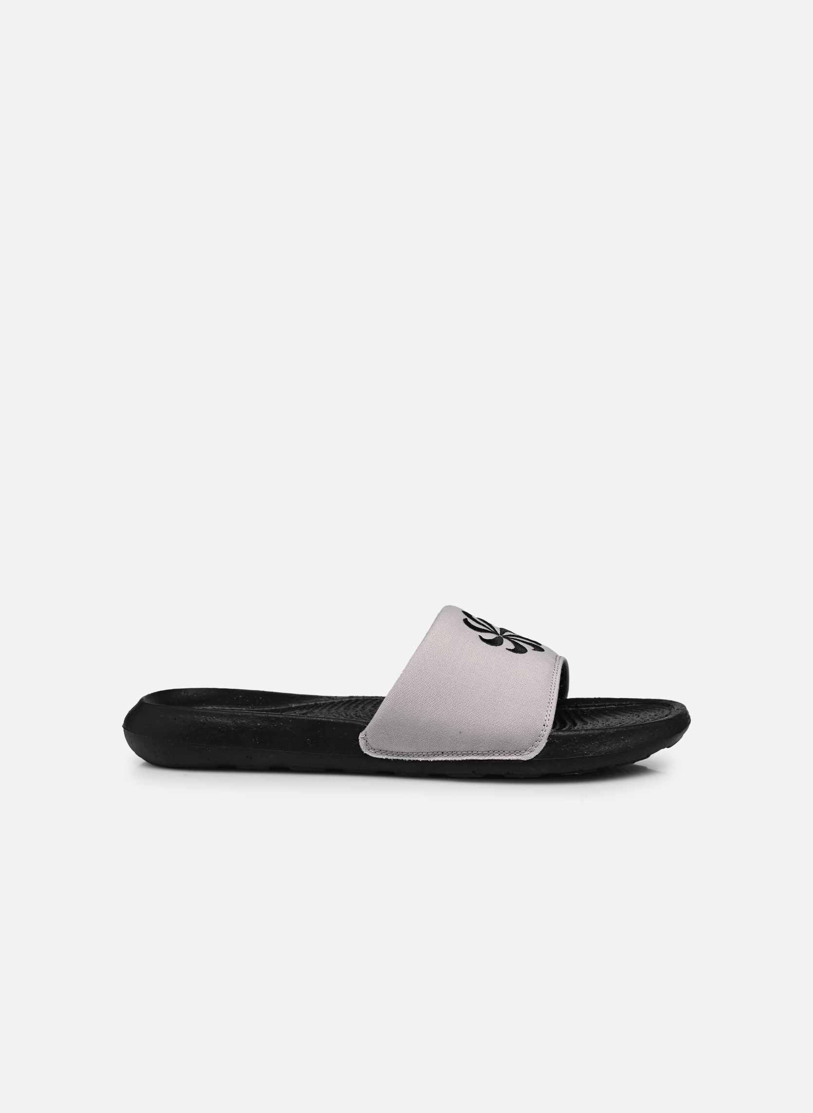 Sandali da bagno Nike Victori One Nn Slide uomo grigio Nike Sandali da bagno Nike Victori One Nn Slide uomo grigio LT IRON ORE/BLACK