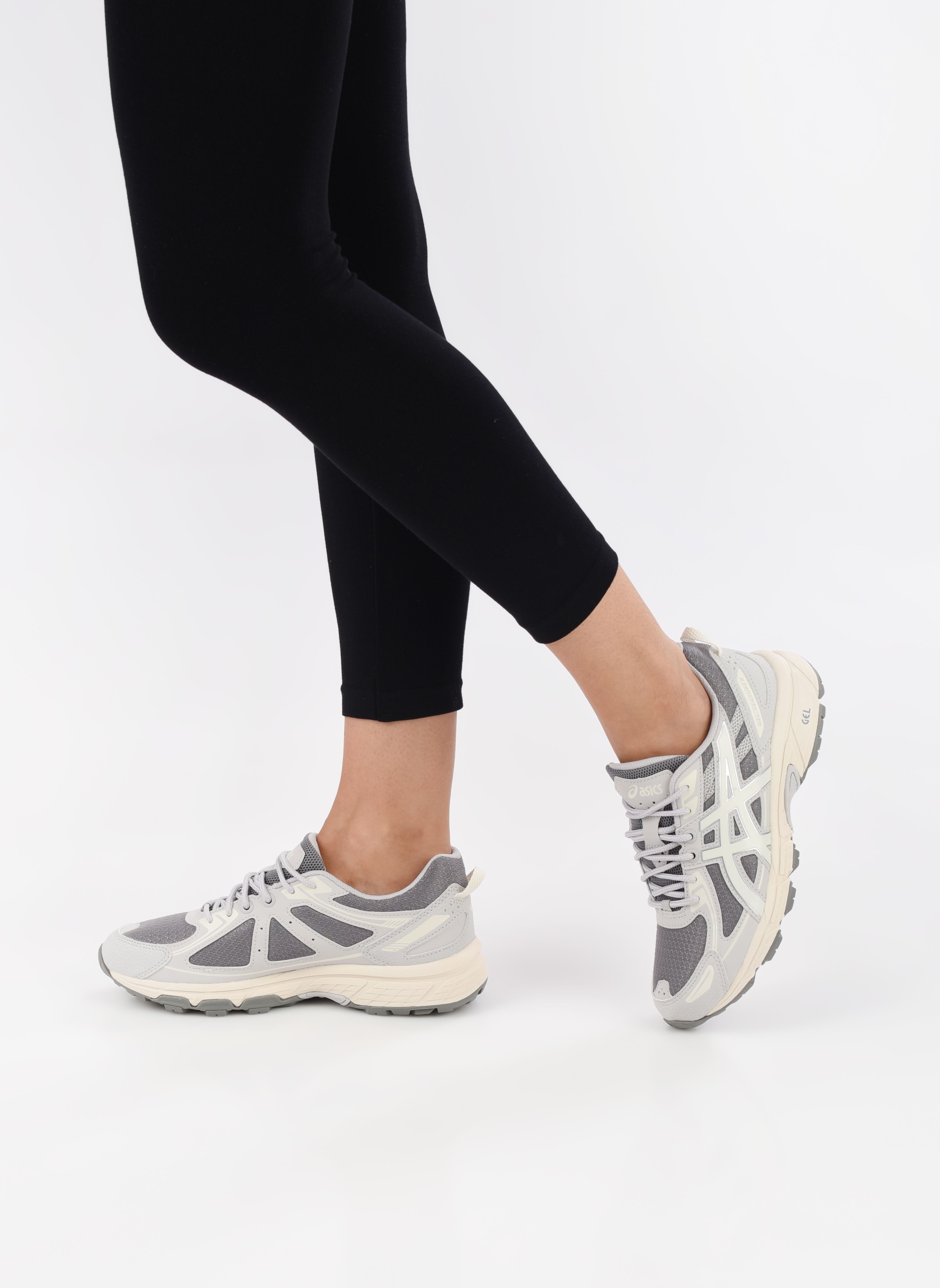 Niedrige Sneaker Gel-Venture 6 grau Asics Niedrige Sneaker Gel-Venture 6 grau CLAY GREY/CREAM