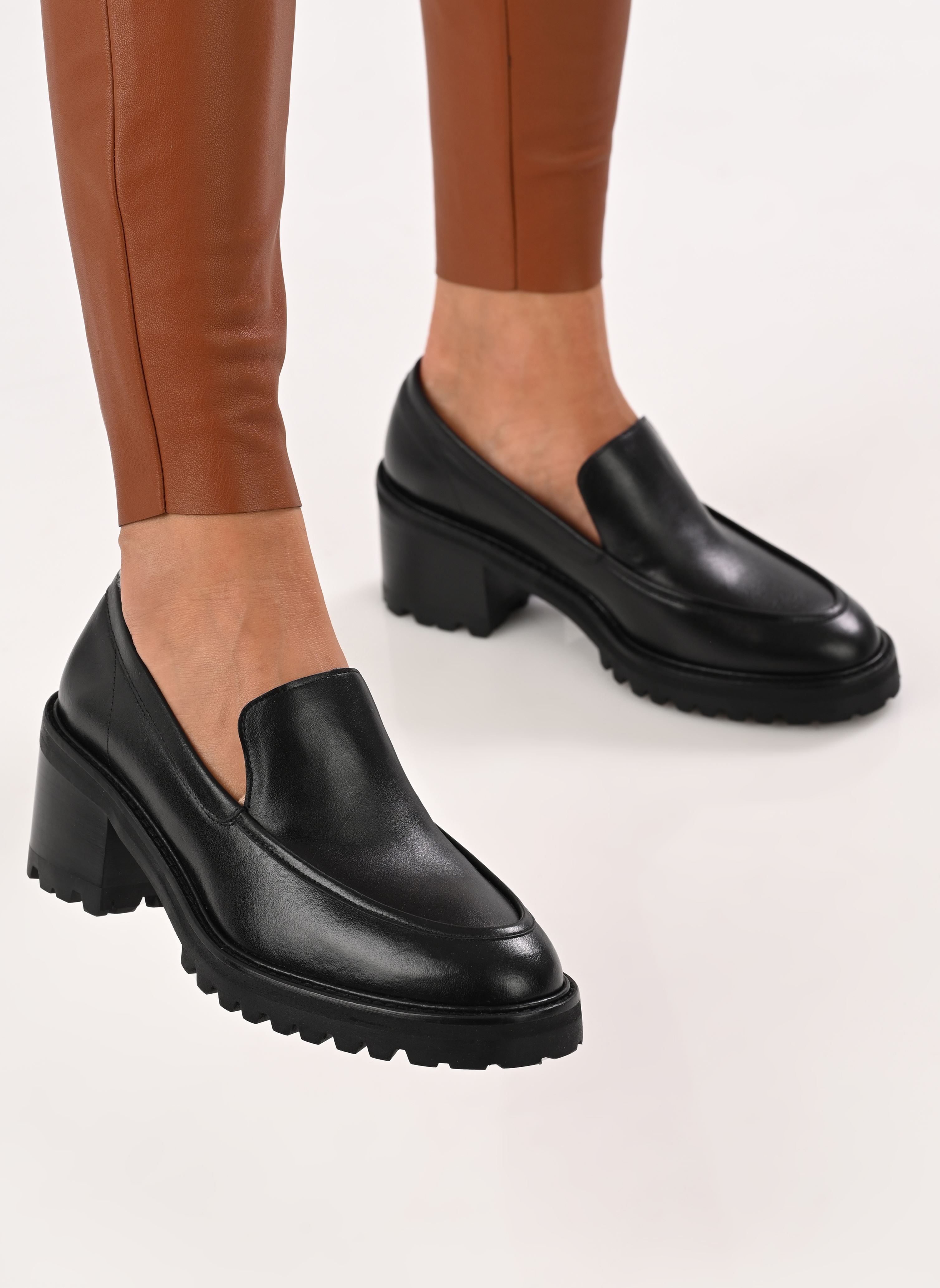 Loafer Saga damen schwarz Flattered Loafer Saga damen schwarz BLACK LEATHER
