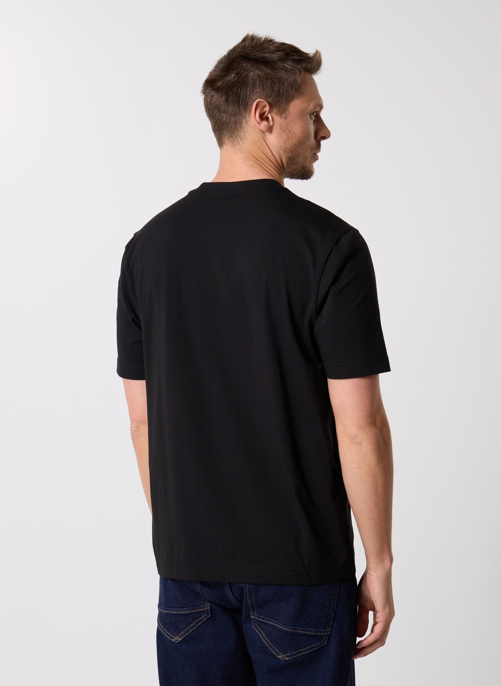 Tee-shirts Tchup homme noir BOSS Tee-shirts Tchup homme noir 001