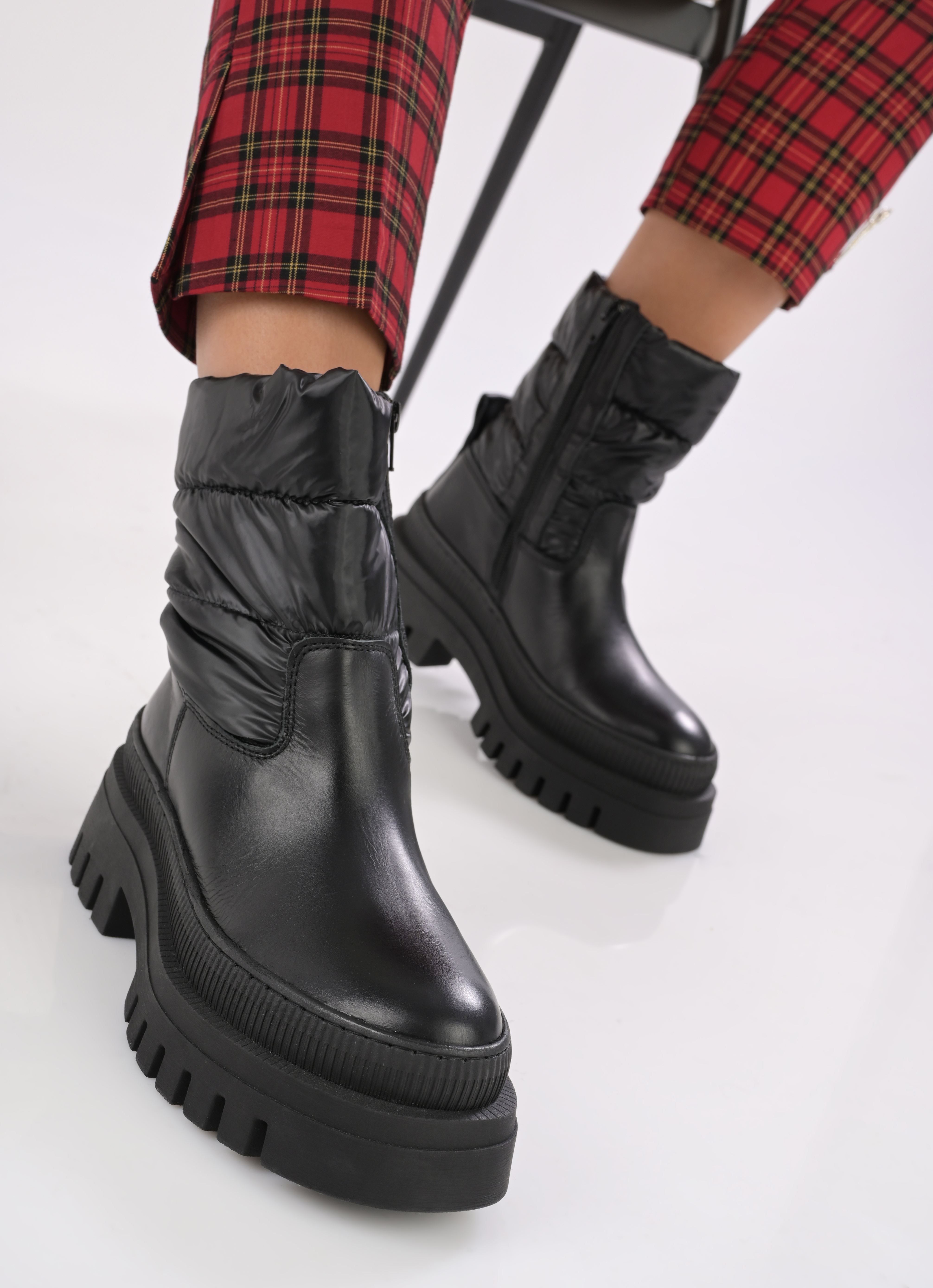 Bottines fourrées 26939-39 femme noir Tamaris Bottines fourrées 26939-39 femme noir BLACK LEATHER