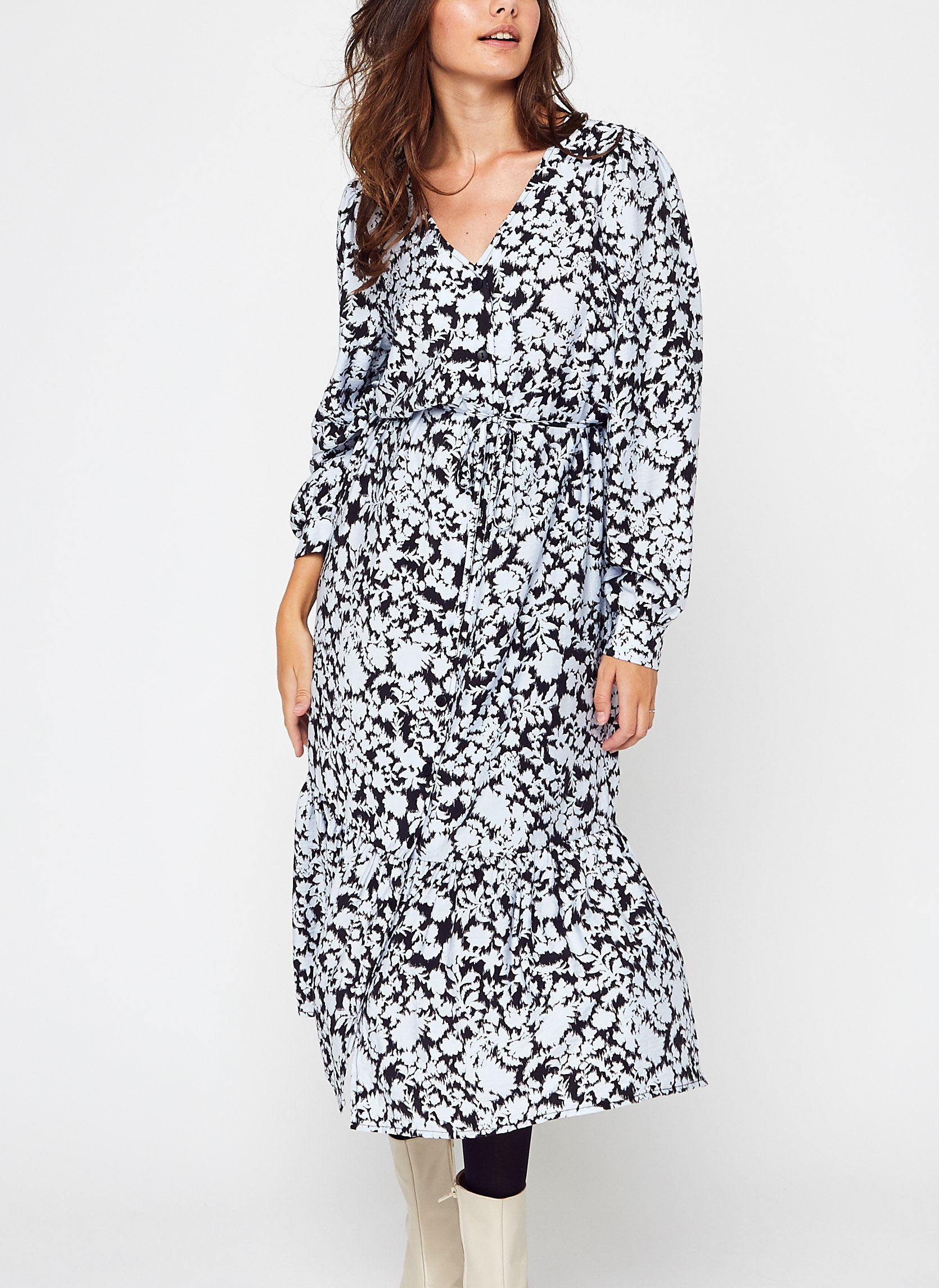 Robes Della Ladonna Dress AOP femme bleu MOSS COPENHAGEN Robes Della Ladonna Dress AOP femme bleu ARCTIC ICE FLWR