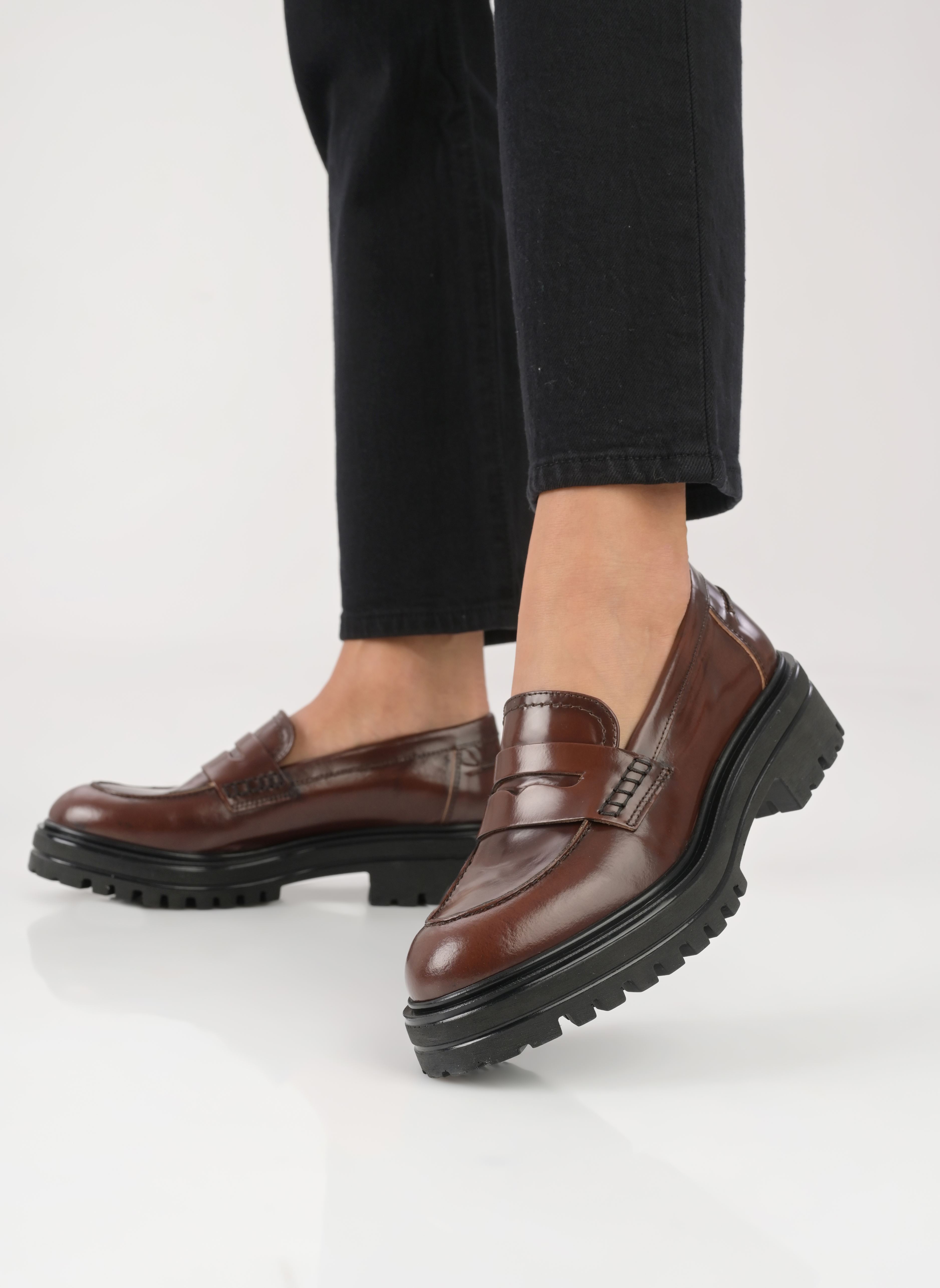Mocassins ALFI dames bruin Jonak Mocassins ALFI dames bruin CUIR MARRON