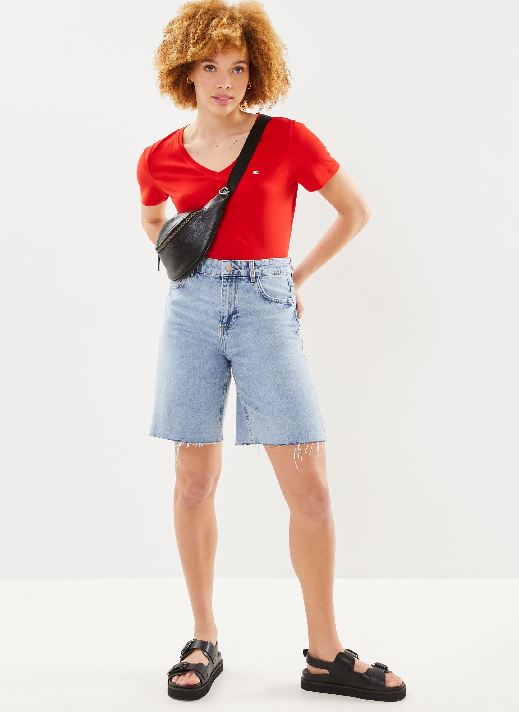 Tee-shirts Tjw Slim Soft V Neck femme rouge Tommy Jeans Tee-shirts Tjw Slim Soft V Neck femme rouge DEEP CRIMSON