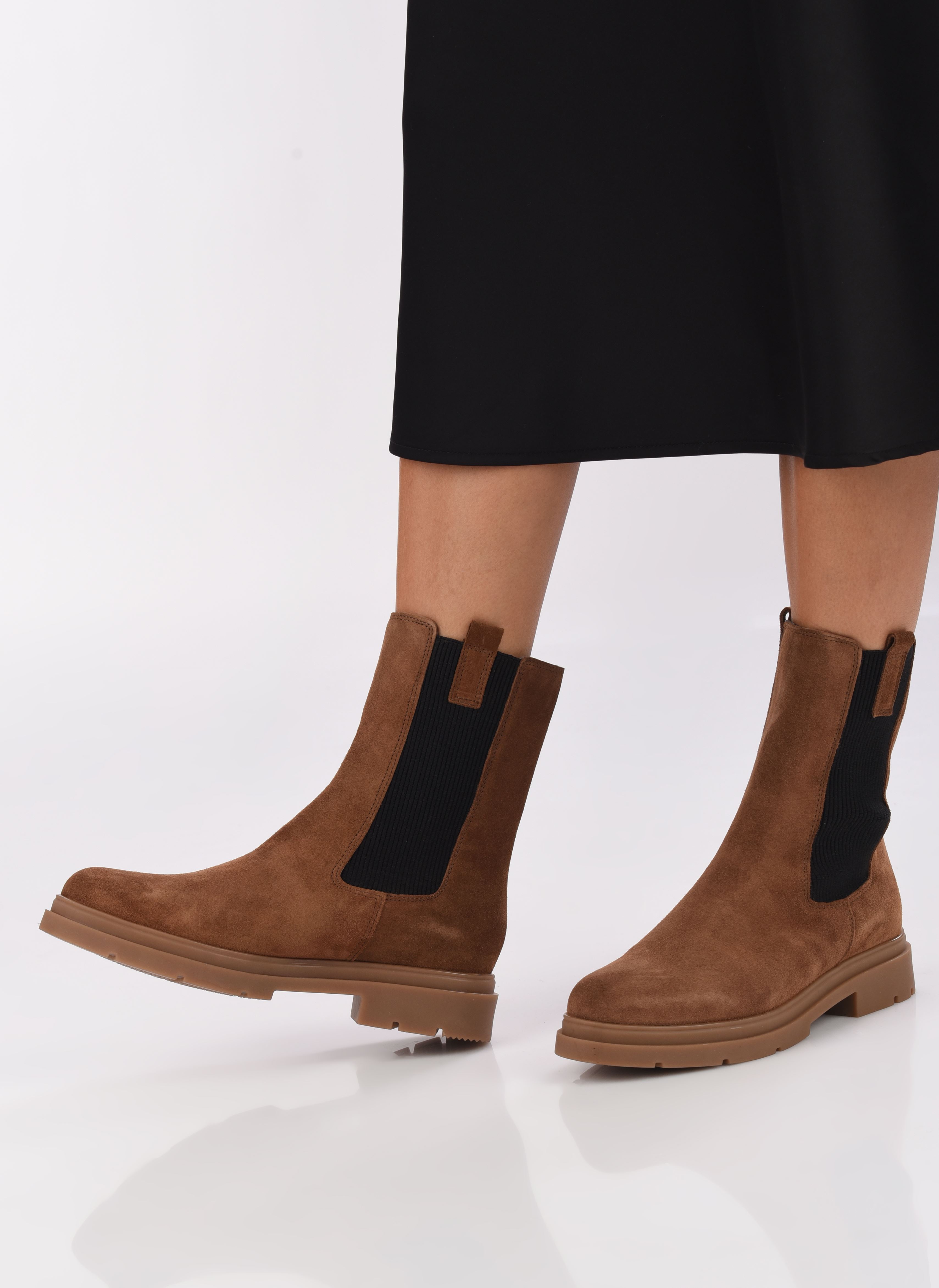 Bottines basses SLAM femme marron Les Tropéziennes par M Belarbi Bottines basses SLAM femme marron CAMEL SUEDE