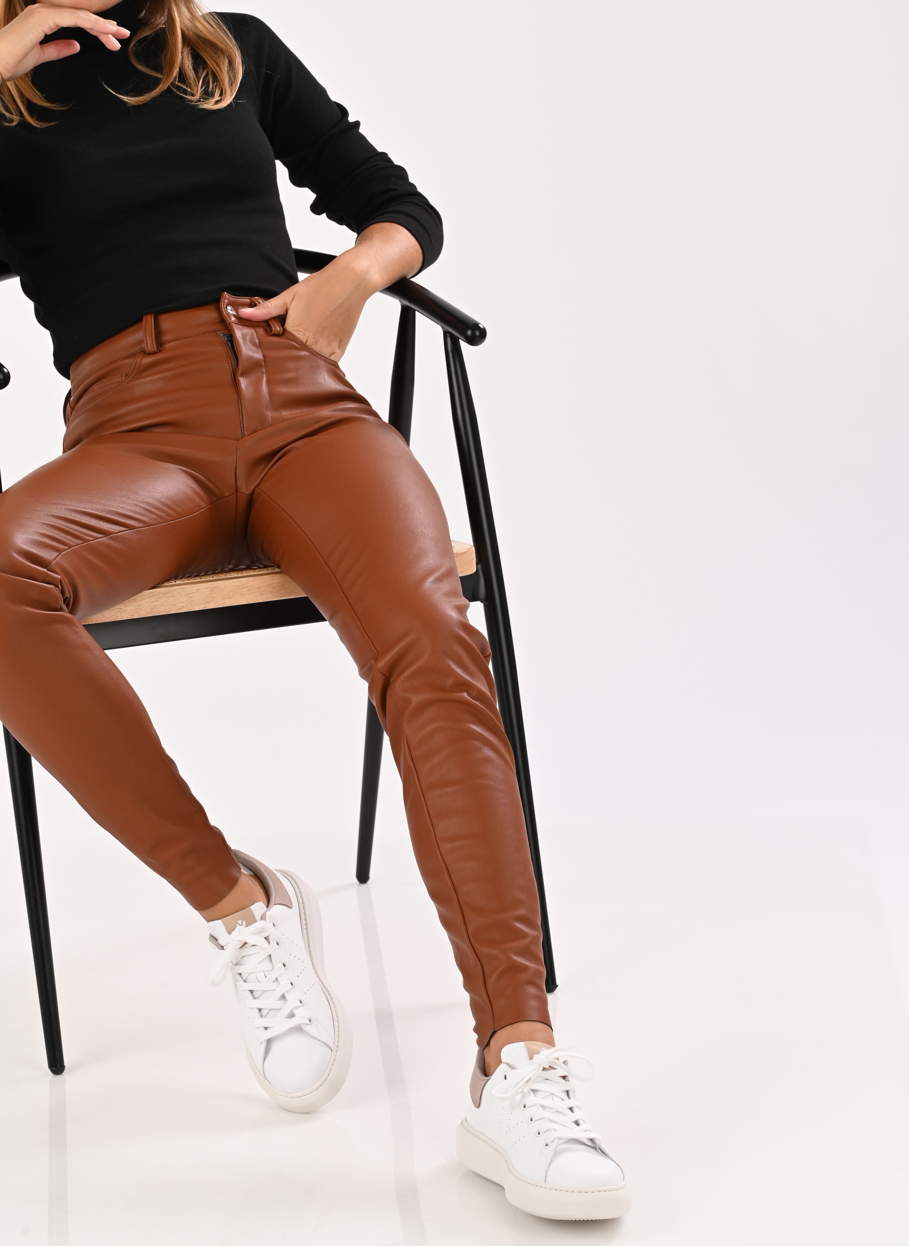 Lage sneakers Milan Efecto Piel & Serraje W dames beige Victoria Lage sneakers Milan Efecto Piel & Serraje W dames beige Nude