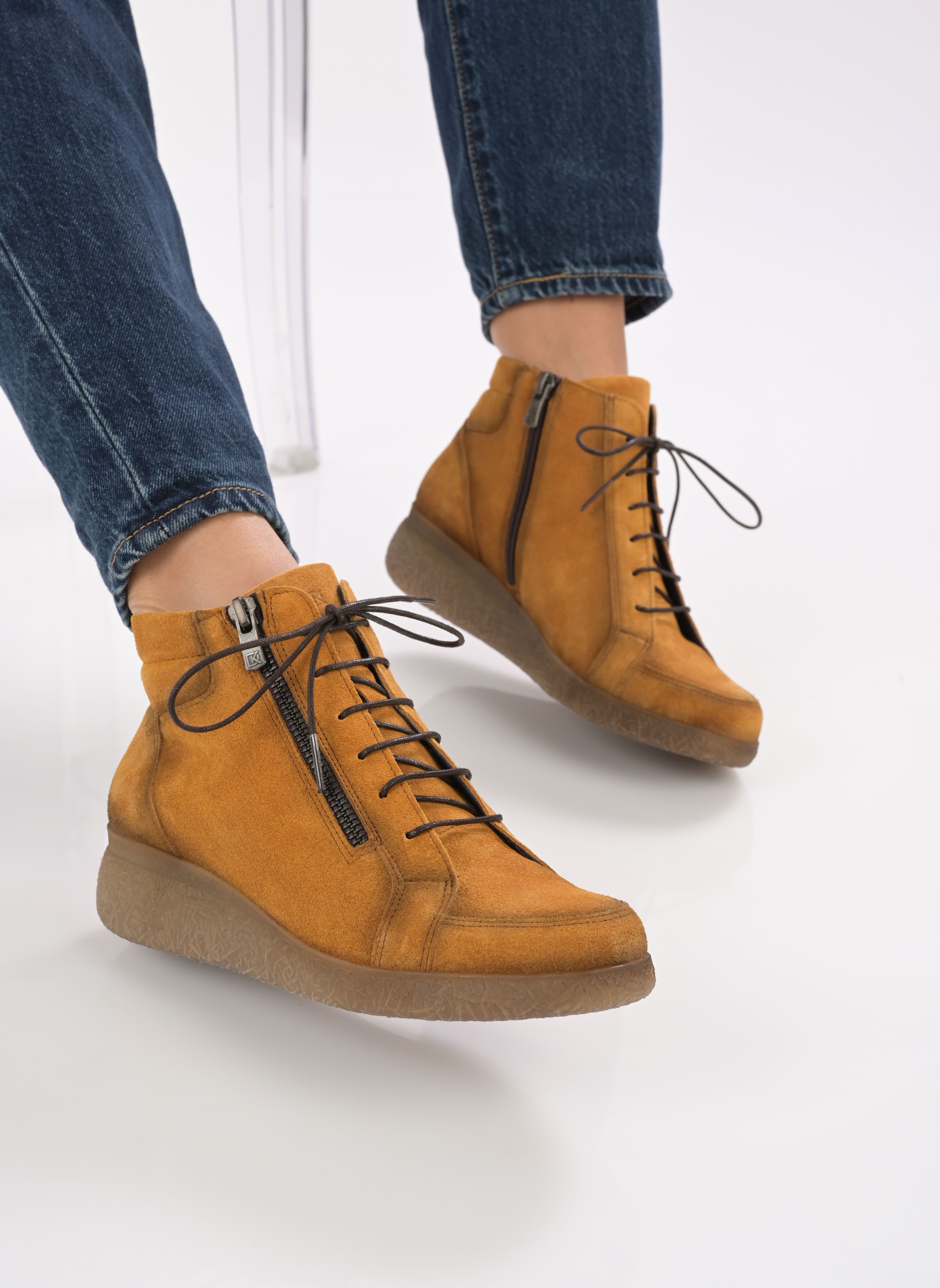 Niedrige Sneaker BLAU D8861 damen gelb Dorking Niedrige Sneaker BLAU D8861 damen gelb MUSTARZA