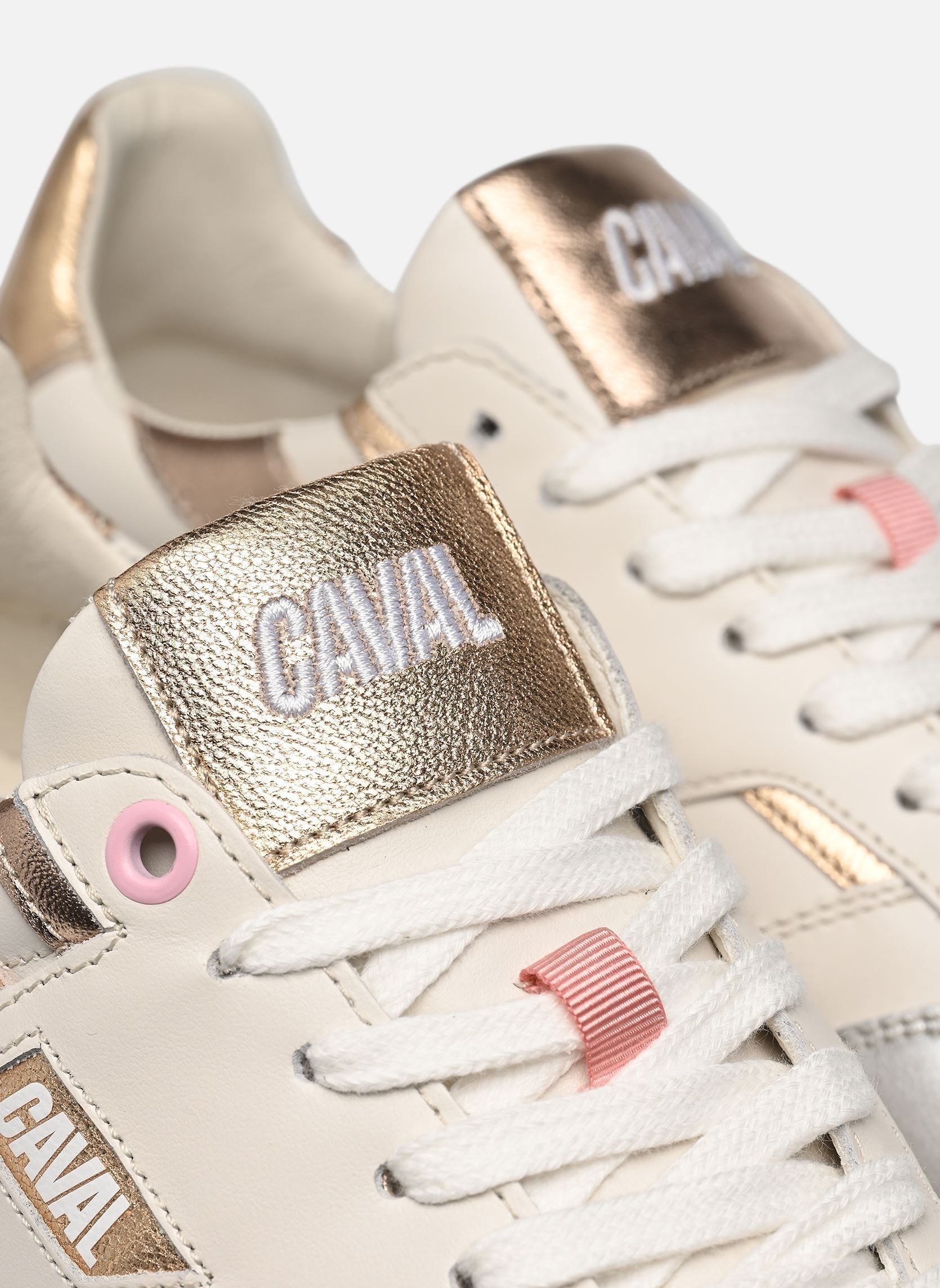 Niedrige Sneaker Playground W damen weiß Caval Niedrige Sneaker Playground W damen weiß METAL MAJESTY