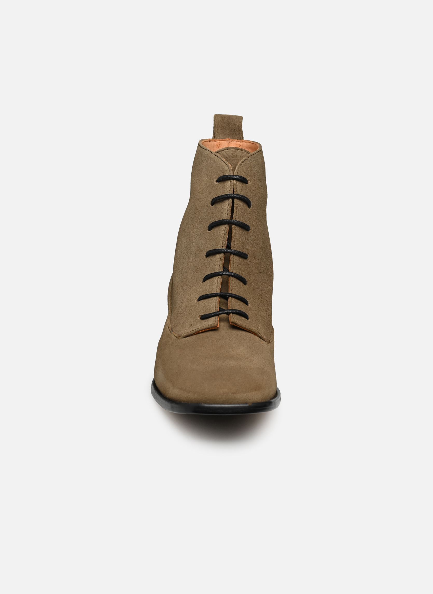 Veterlaarsjes Bellver dames groen Naguisa Veterlaarsjes Bellver dames groen GREEN
