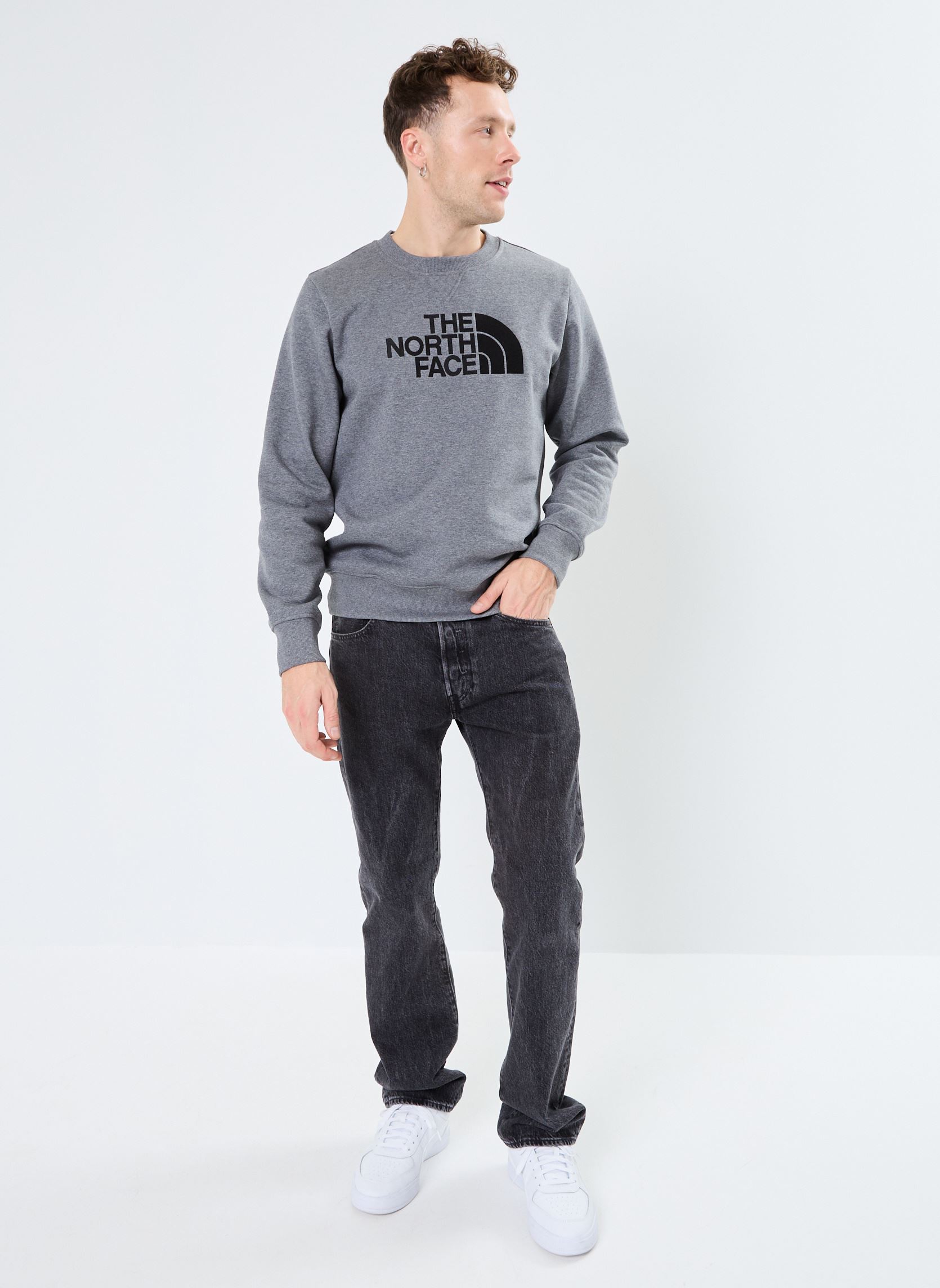 Sweatshirts M Drew Peak Crew heren grijs The North Face Sweatshirts M Drew Peak Crew heren grijs MEDIUM GREY HEATHER