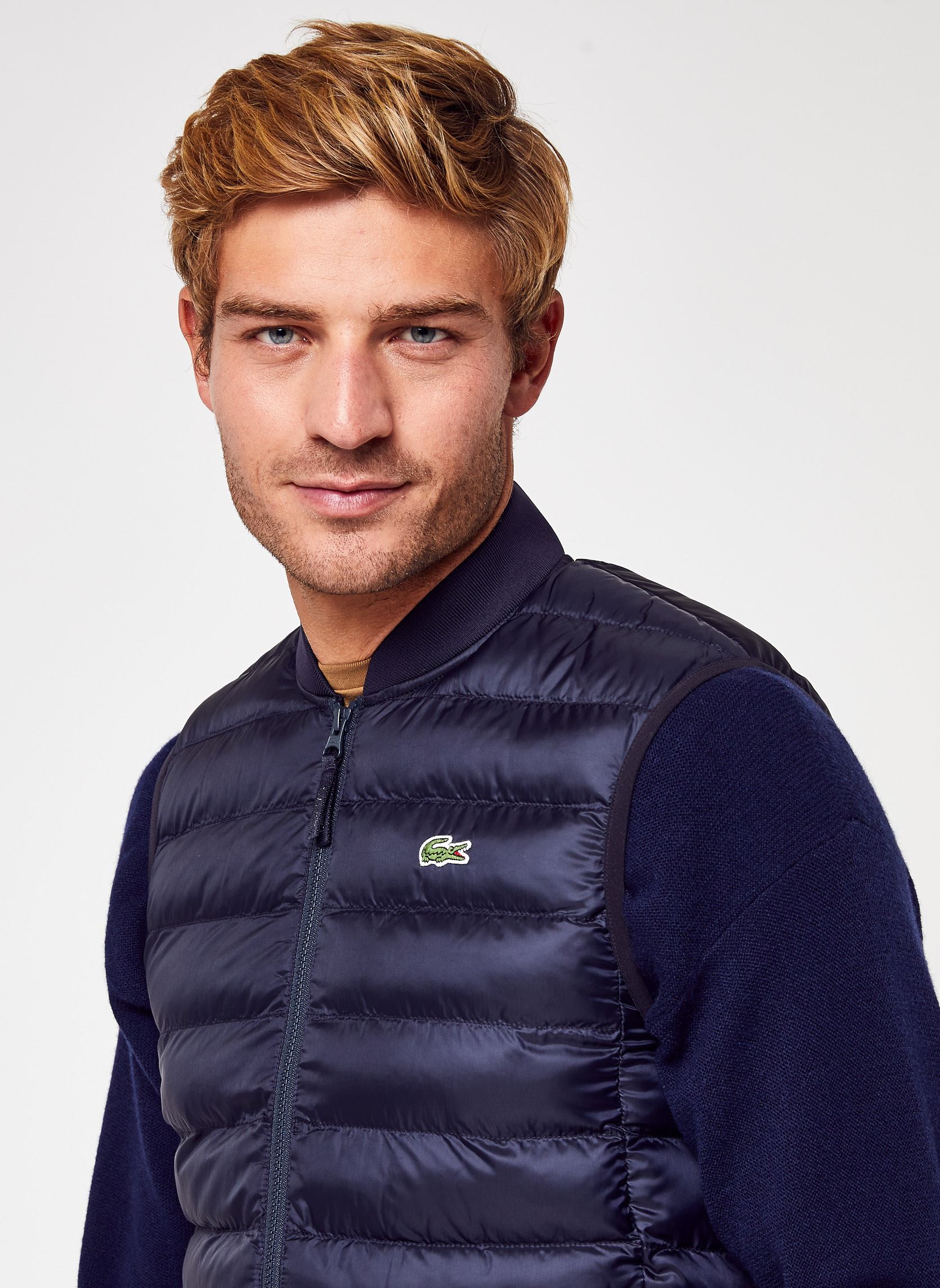 Doudounes sans manches Doudoune sans manches homme noir Lacoste Doudounes sans manches Doudoune sans manches homme noir ABIMES