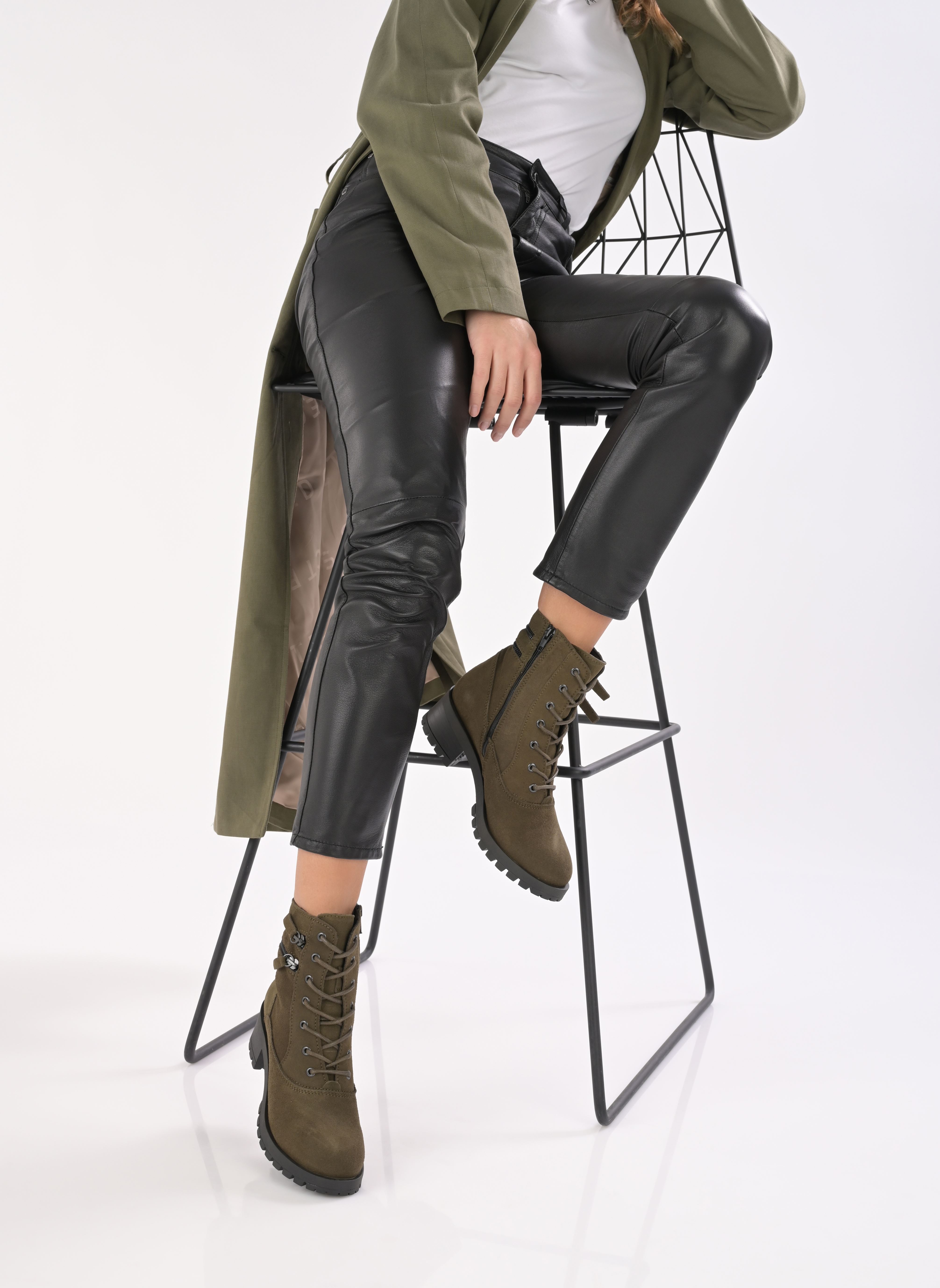 Geschnürte Stiefeletten Lise Velours damen grün Arima pour Elle Geschnürte Stiefeletten Lise Velours damen grün VELOURS KAKI