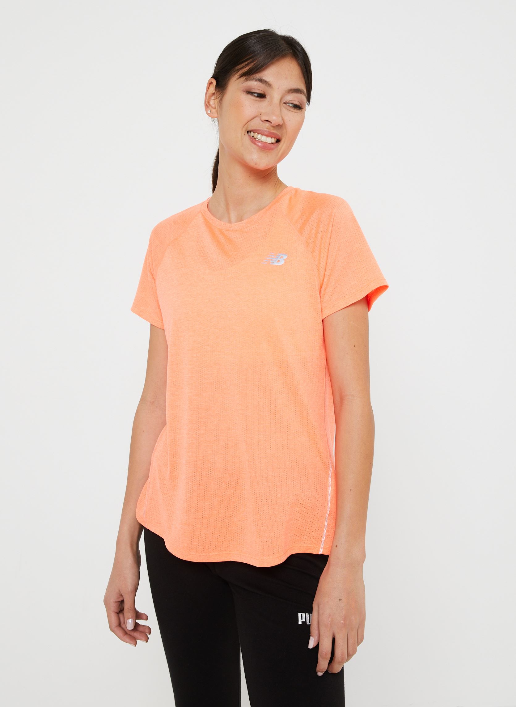 Vêtements New Balance T shirt Impact run Femme pour Accessoires