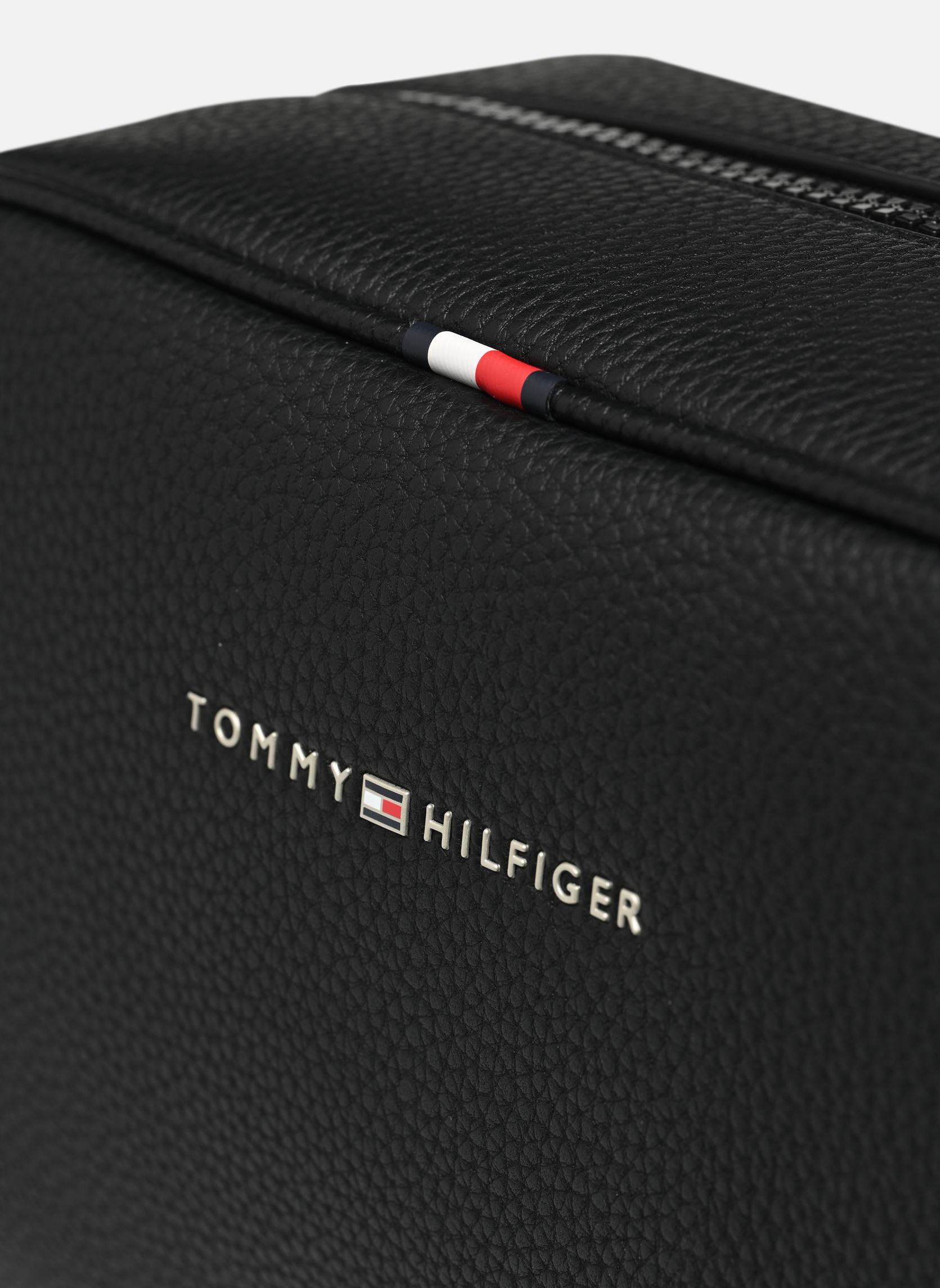 Toilettassen ESSENTIAL PU WASHBAG - NOS heren zwart Tommy Hilfiger Toilettassen ESSENTIAL PU WASHBAG - NOS heren zwart BLACK