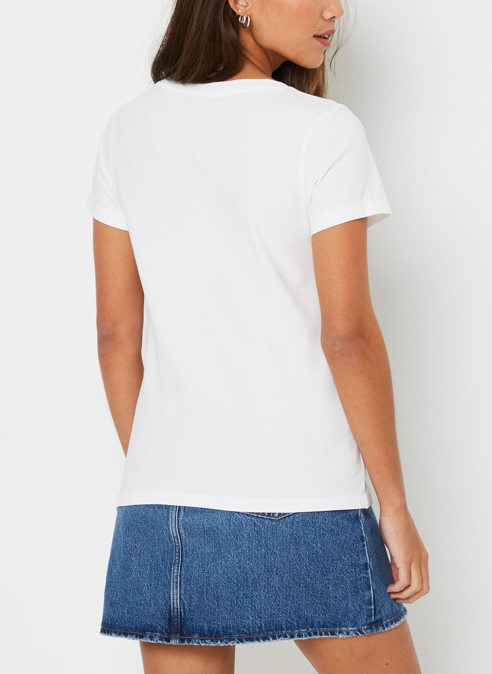 Tee-shirts CK Embroidery Stretch V-Neck femme blanc Calvin Klein Jeans Tee-shirts CK Embroidery Stretch V-Neck femme blanc BRIGHT WHITE