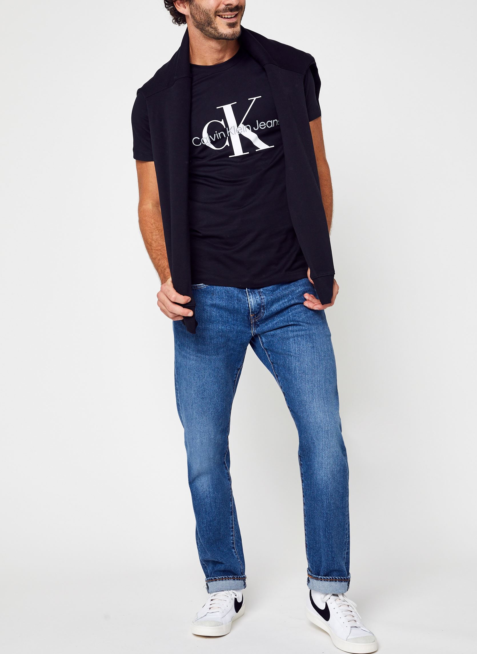 Tee-shirts Core Monogram Slim Tee homme noir Calvin Klein Jeans Tee-shirts Core Monogram Slim Tee homme noir CK BLACK