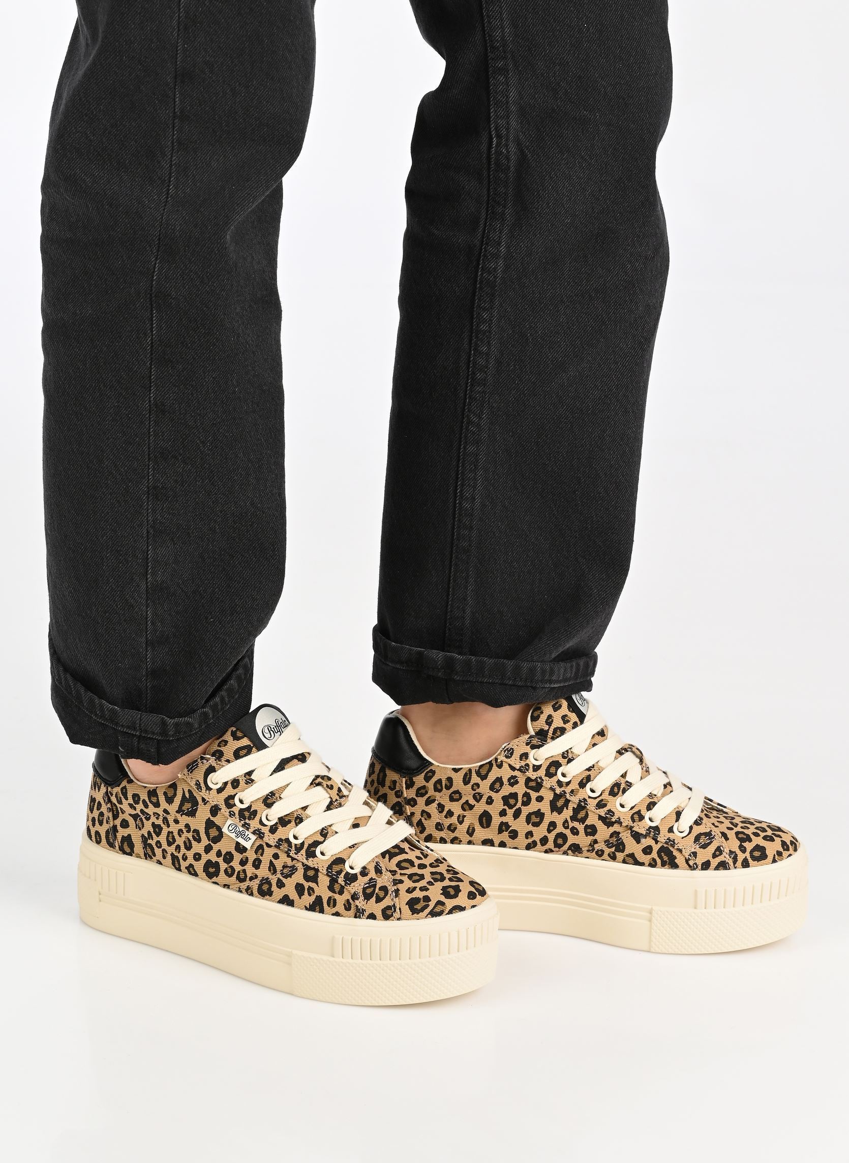 Niedrige Sneaker PAIRED damen braun Buffalo Niedrige Sneaker PAIRED damen braun Black/Brown Leo