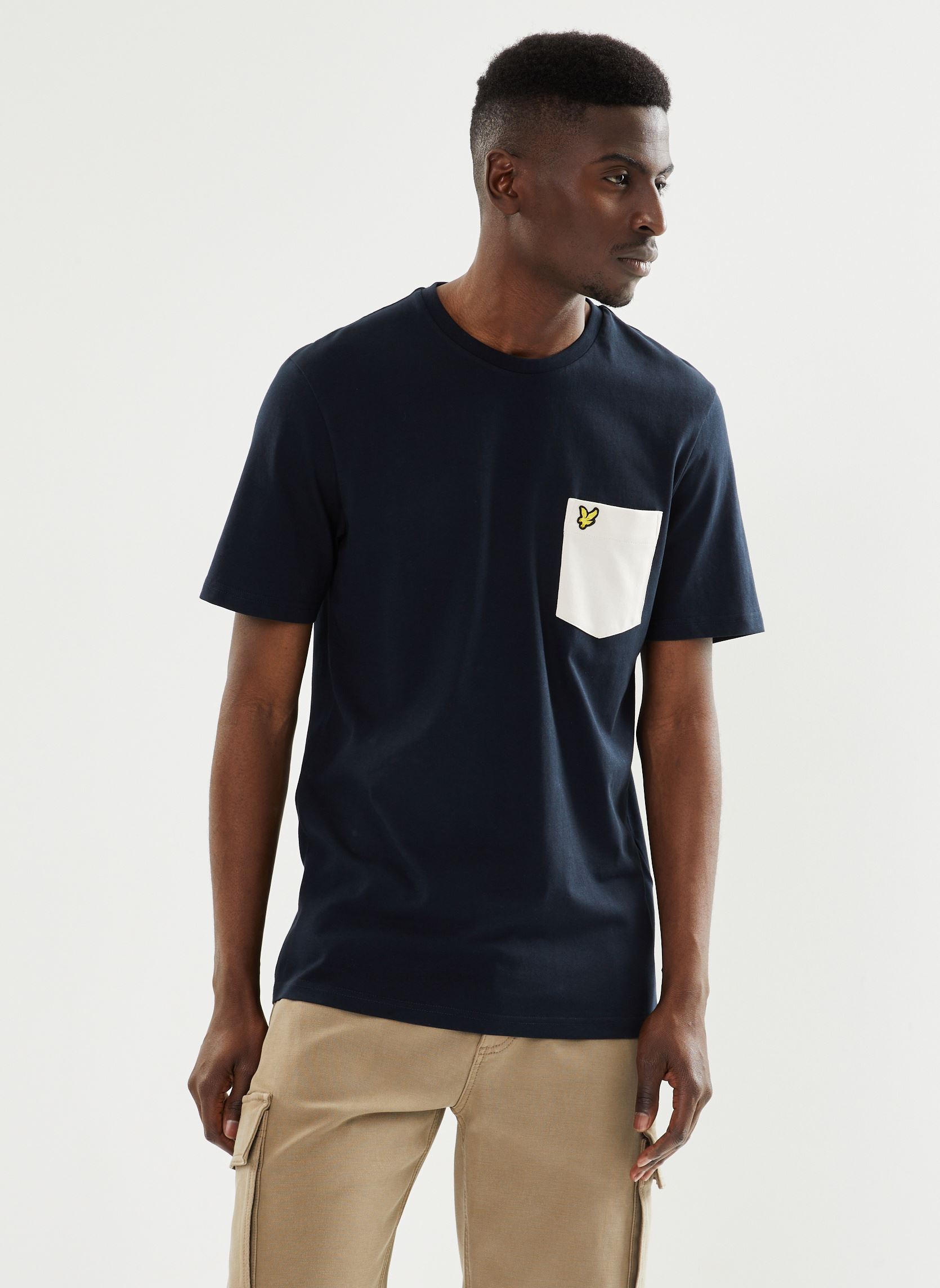 Tee-shirts Contrast Pocket T-Shirt homme multicolore Lyle & Scott Tee-shirts Contrast Pocket T-Shirt homme multicolore W846 DARK NAVY/ COVE