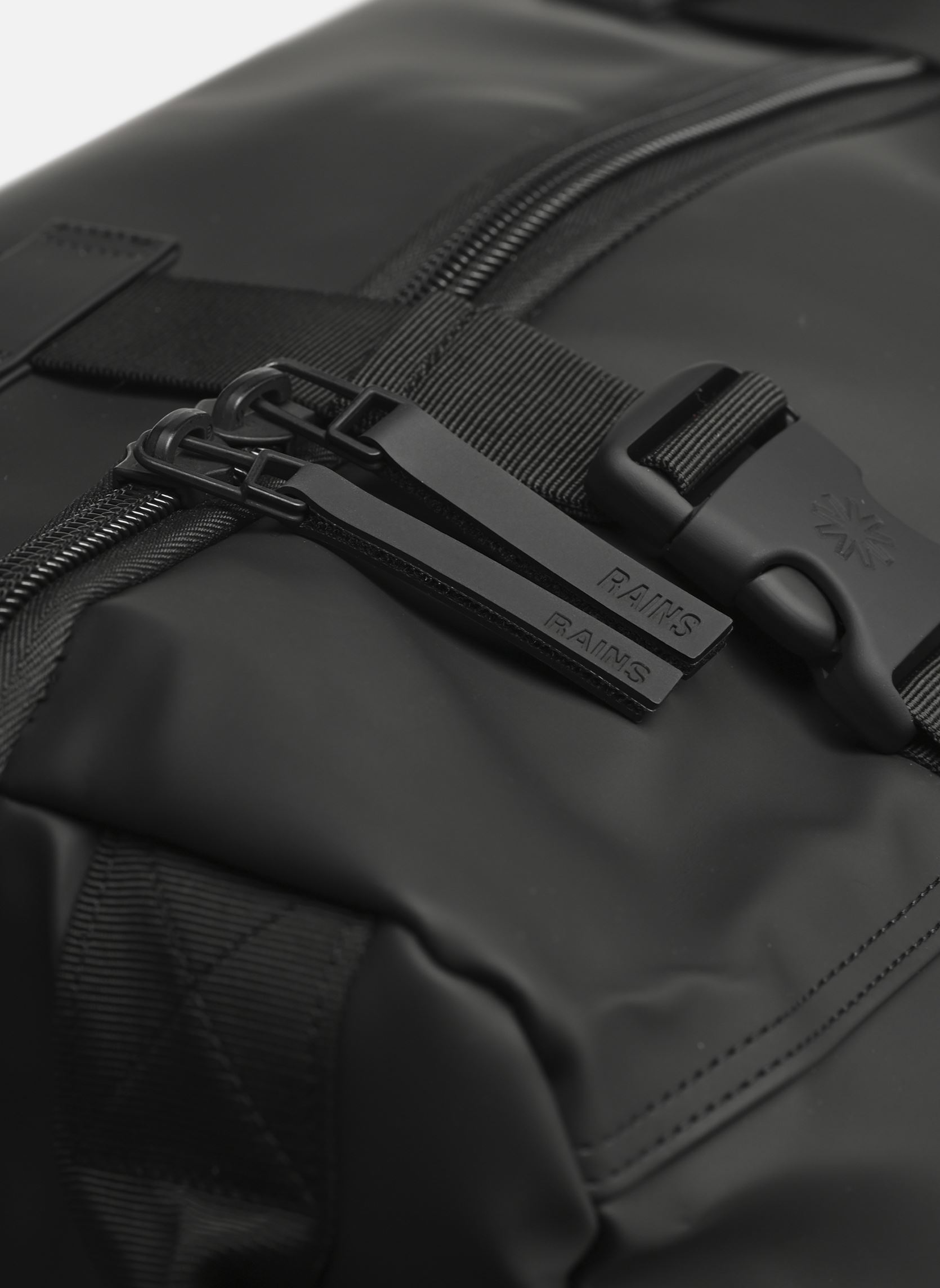 Koffers Texel Cabin Bag zwart Rains Koffers Texel Cabin Bag zwart BLACK