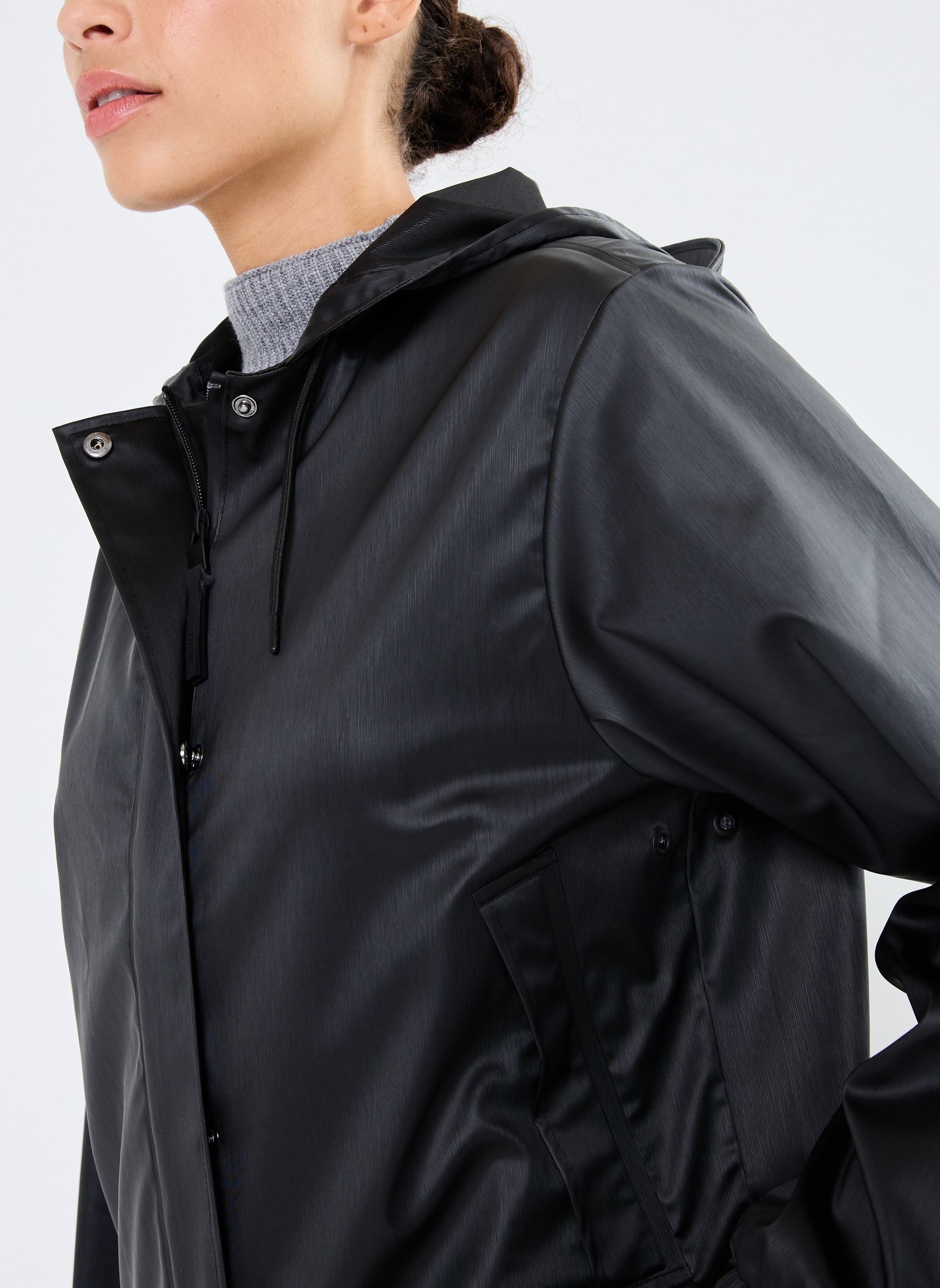 Regenjassen String W Jacket W3 dames zwart Rains Regenjassen String W Jacket W3 dames zwart BLACK GRAIN