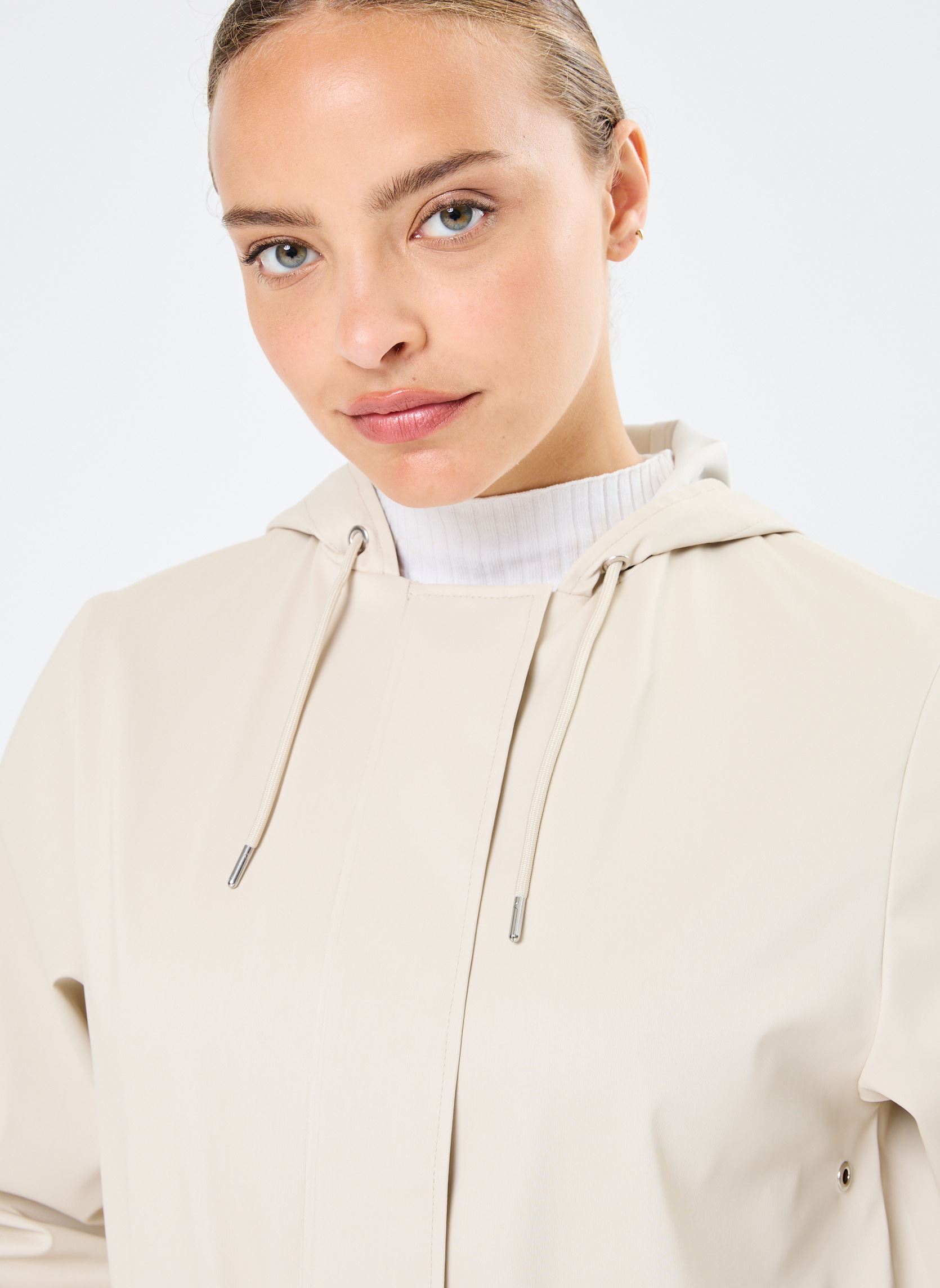 Regenjassen String W Jacket W3 dames beige Rains Regenjassen String W Jacket W3 dames beige DUNE GRAIN