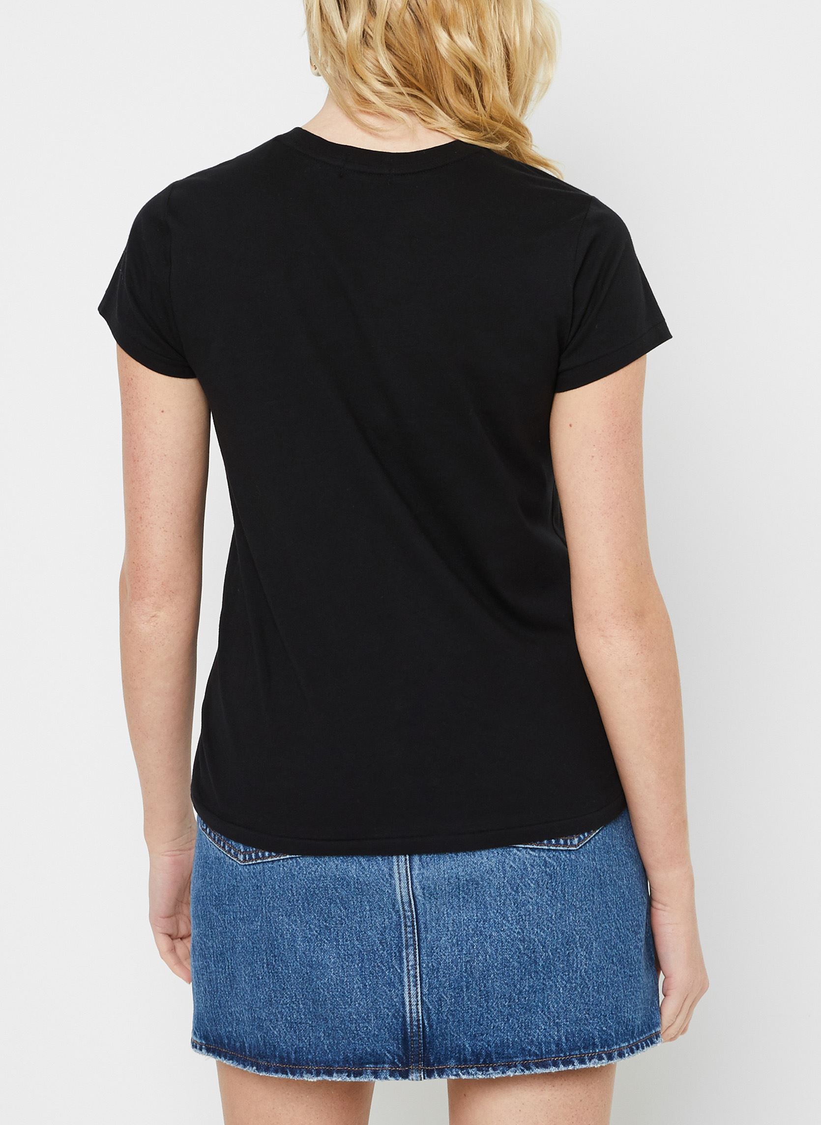 Tee-shirts T-shirt col rond jersey de coton 2118986 femme noir Polo Ralph Lauren Tee-shirts T-shirt col rond jersey de coton 2118986 femme noir POLO BLACK