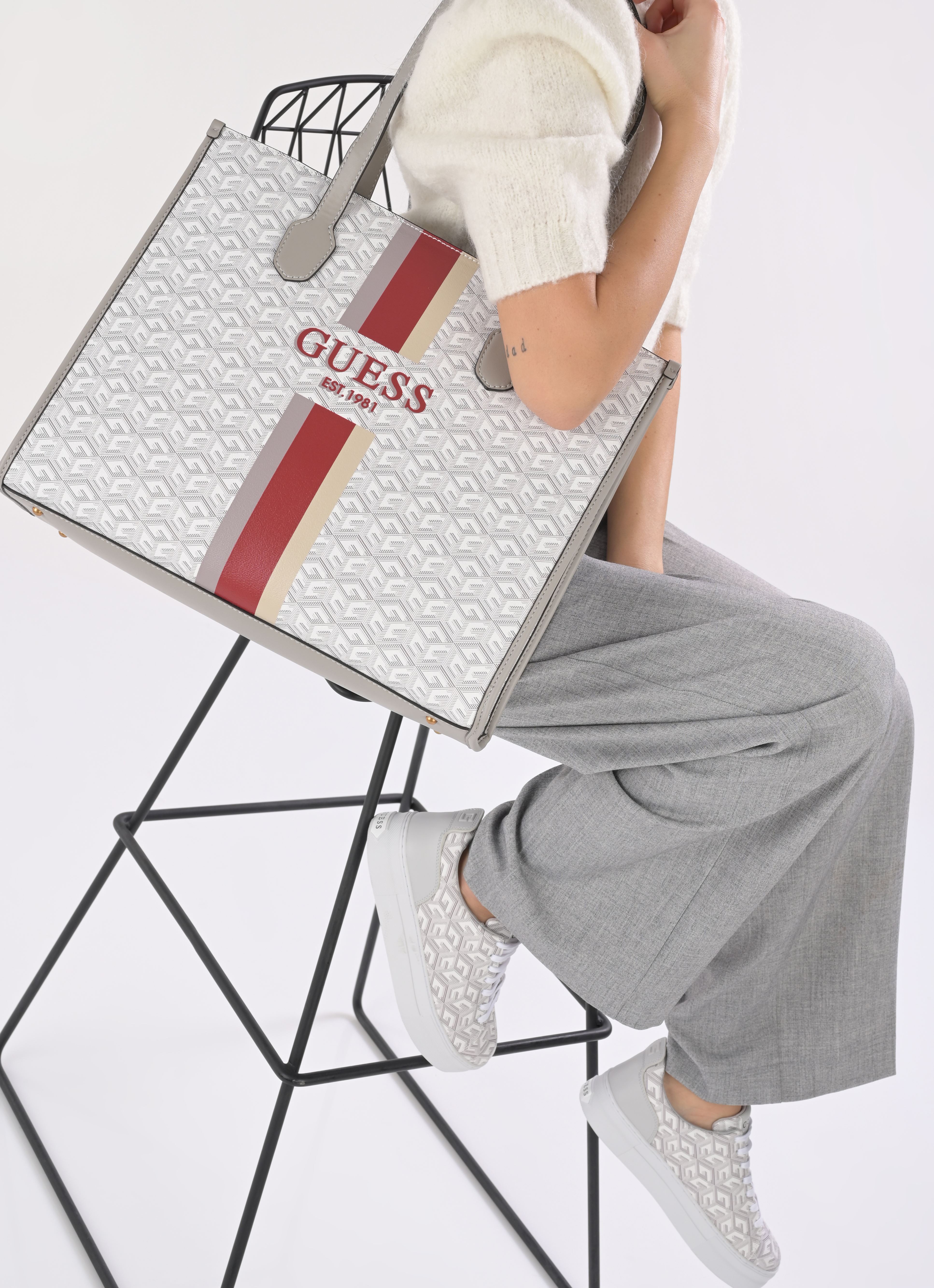 Shopper SILVANA TOTE damen weiß Guess Shopper SILVANA TOTE damen weiß STONE LOGO