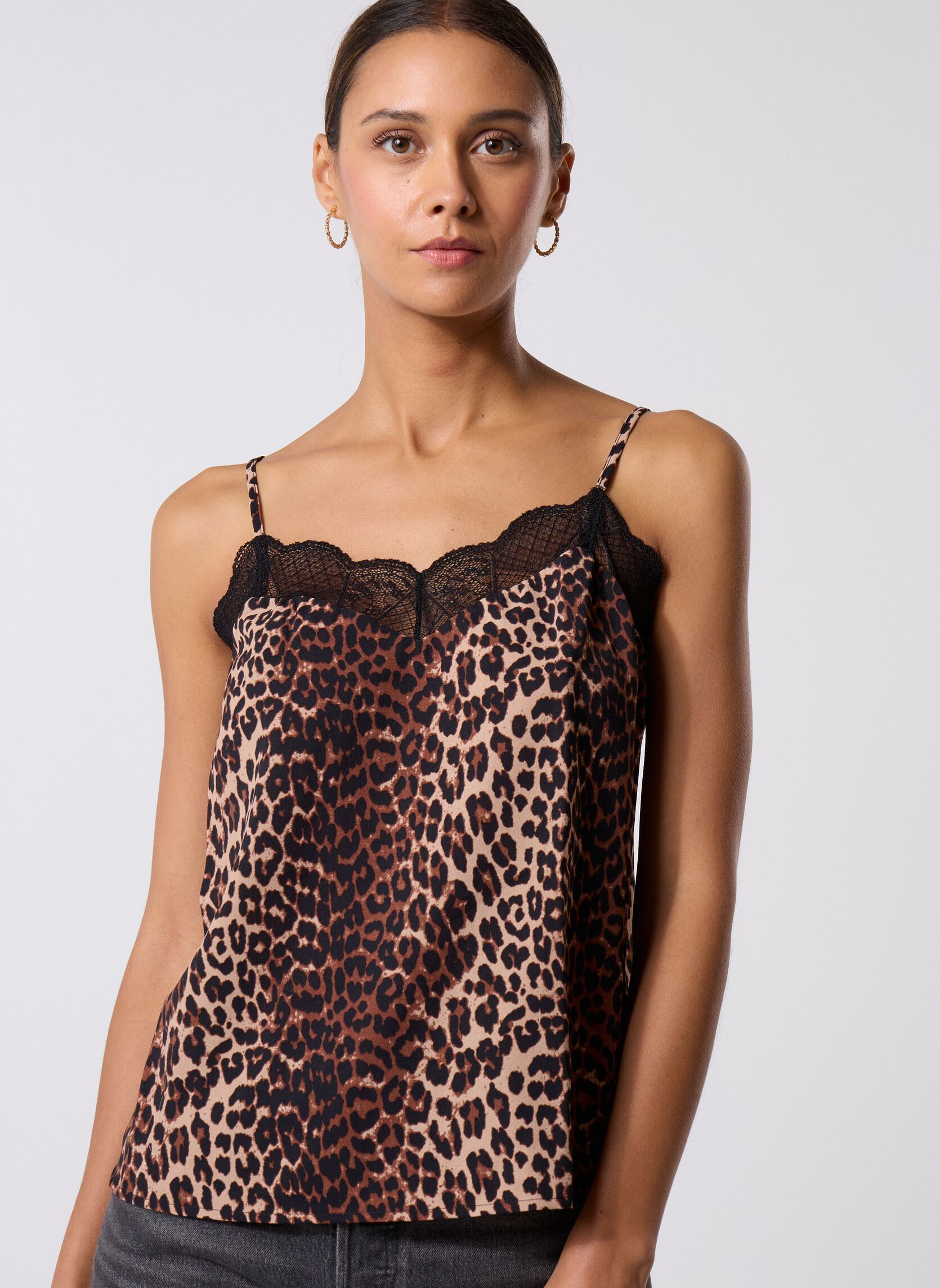 Tops PCTIFFANY STRAP LACE TOP NOOS BC femme noir Pieces Tops PCTIFFANY STRAP LACE TOP NOOS BC femme noir Black Leo