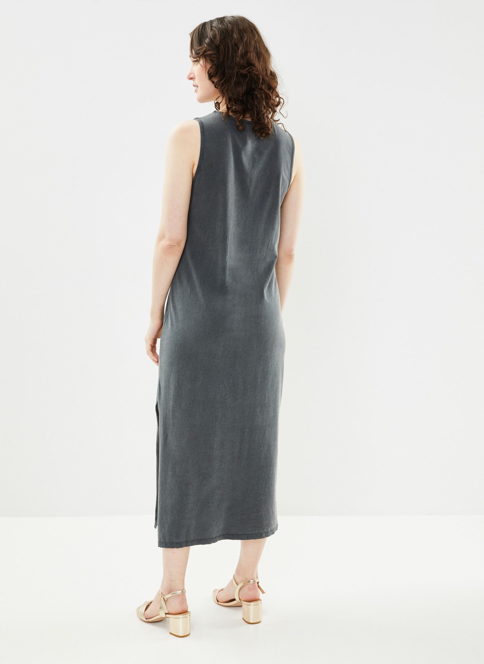 Robes PCGUNNAR SL MIDI TANK DRESS KAC FC femme noir Pieces Robes PCGUNNAR SL MIDI TANK DRESS KAC FC femme noir BLACK MONICA