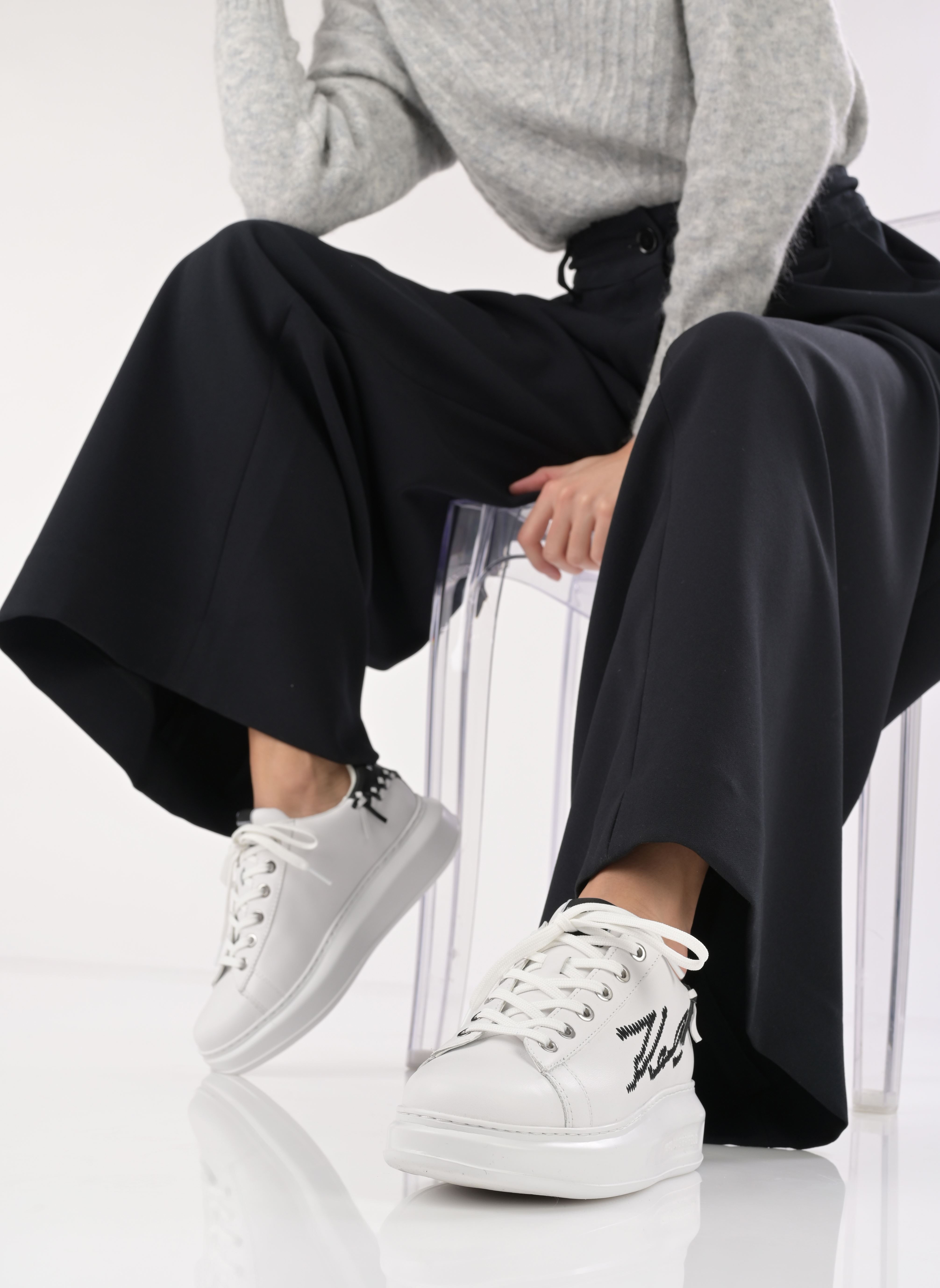 Baskets basses Kapri Whipstitch Lo Lace femme blanc Karl Lagerfeld Baskets basses Kapri Whipstitch Lo Lace femme blanc White Lthr W/Black
