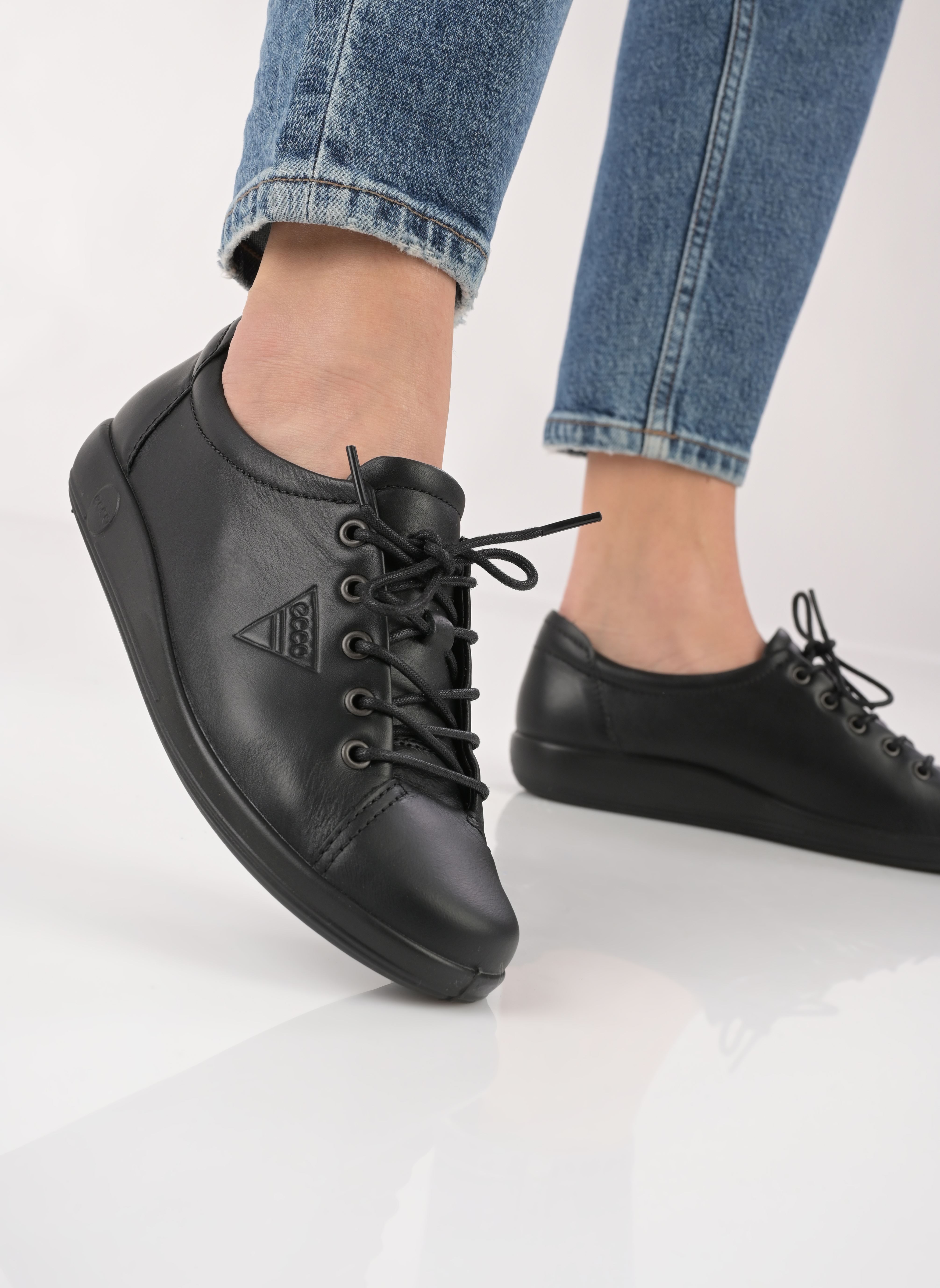 Niedrige Sneaker Soft 2.0 damen schwarz Ecco Niedrige Sneaker Soft 2.0 damen schwarz BLACK FEATHER WITH BLACK SOLE