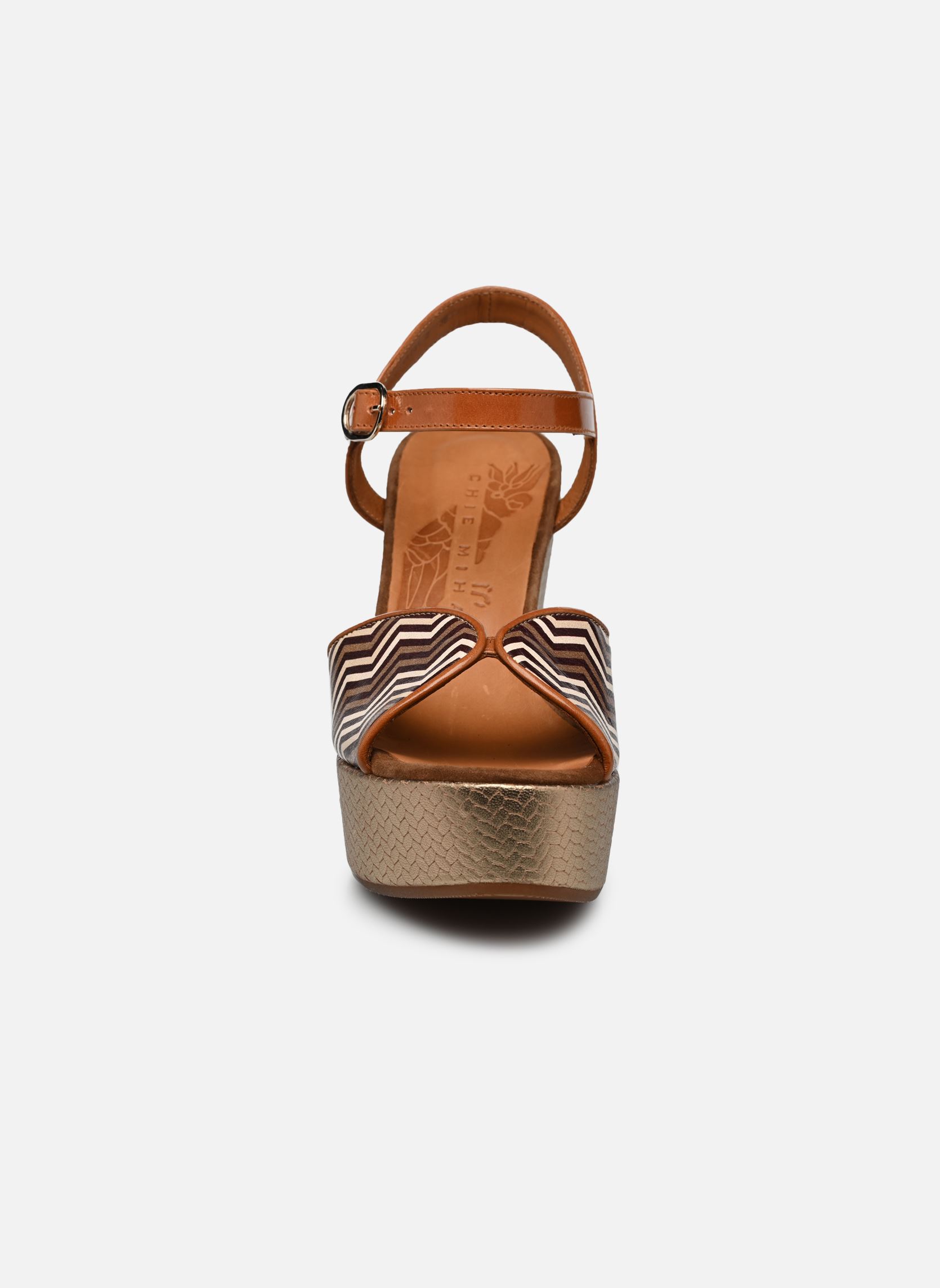 Sandales compensées et plateformes Dede femme marron Chie Mihara Sandales compensées et plateformes Dede femme marron Terra