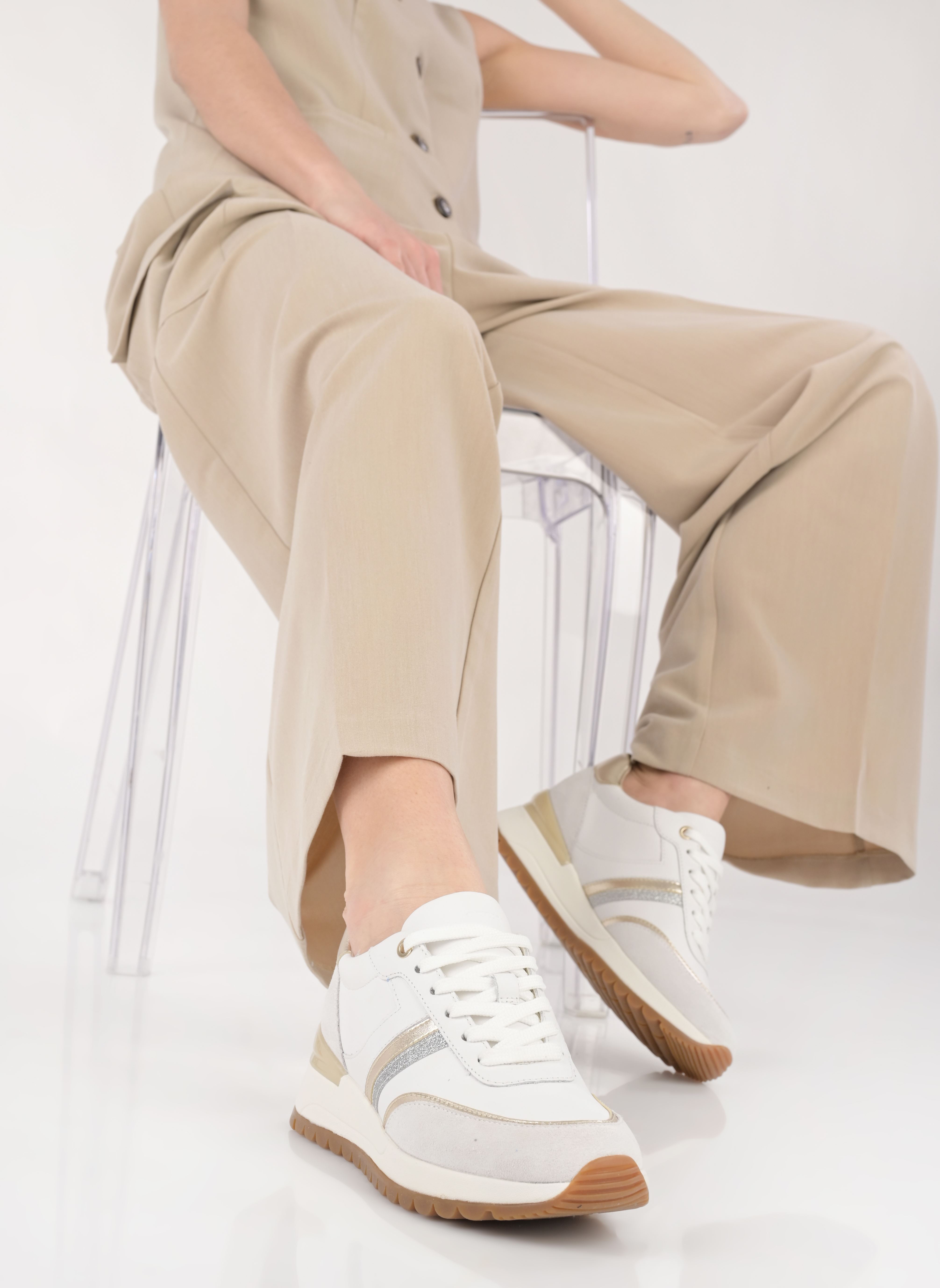 Niedrige Sneaker D DESYA damen weiß Geox Niedrige Sneaker D DESYA damen weiß BLANC / BLANC CASSÉ