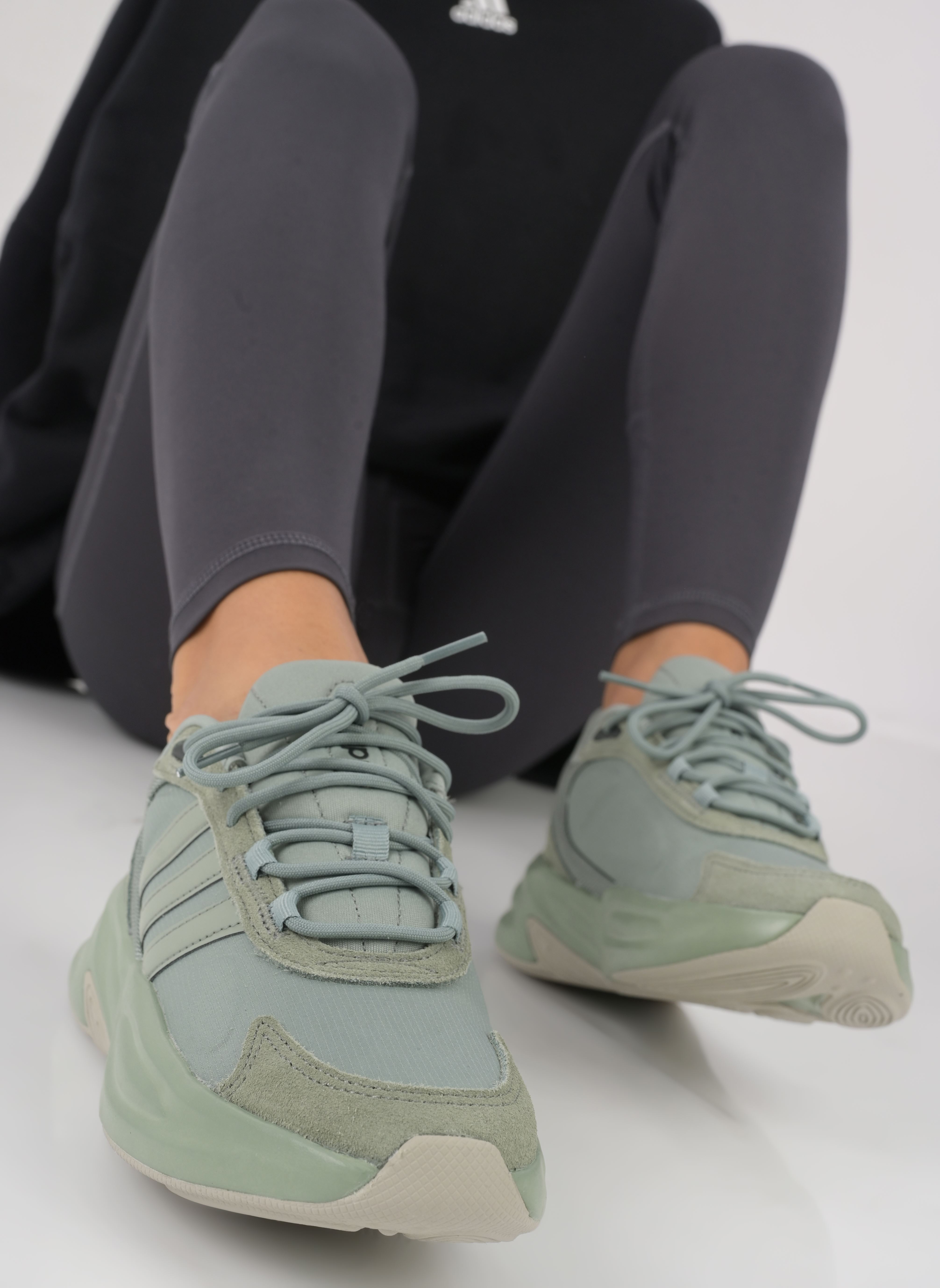 Baskets basses Ozelle vert adidas sportswear Baskets basses Ozelle vert SILGRN/SILGRN/CARBON