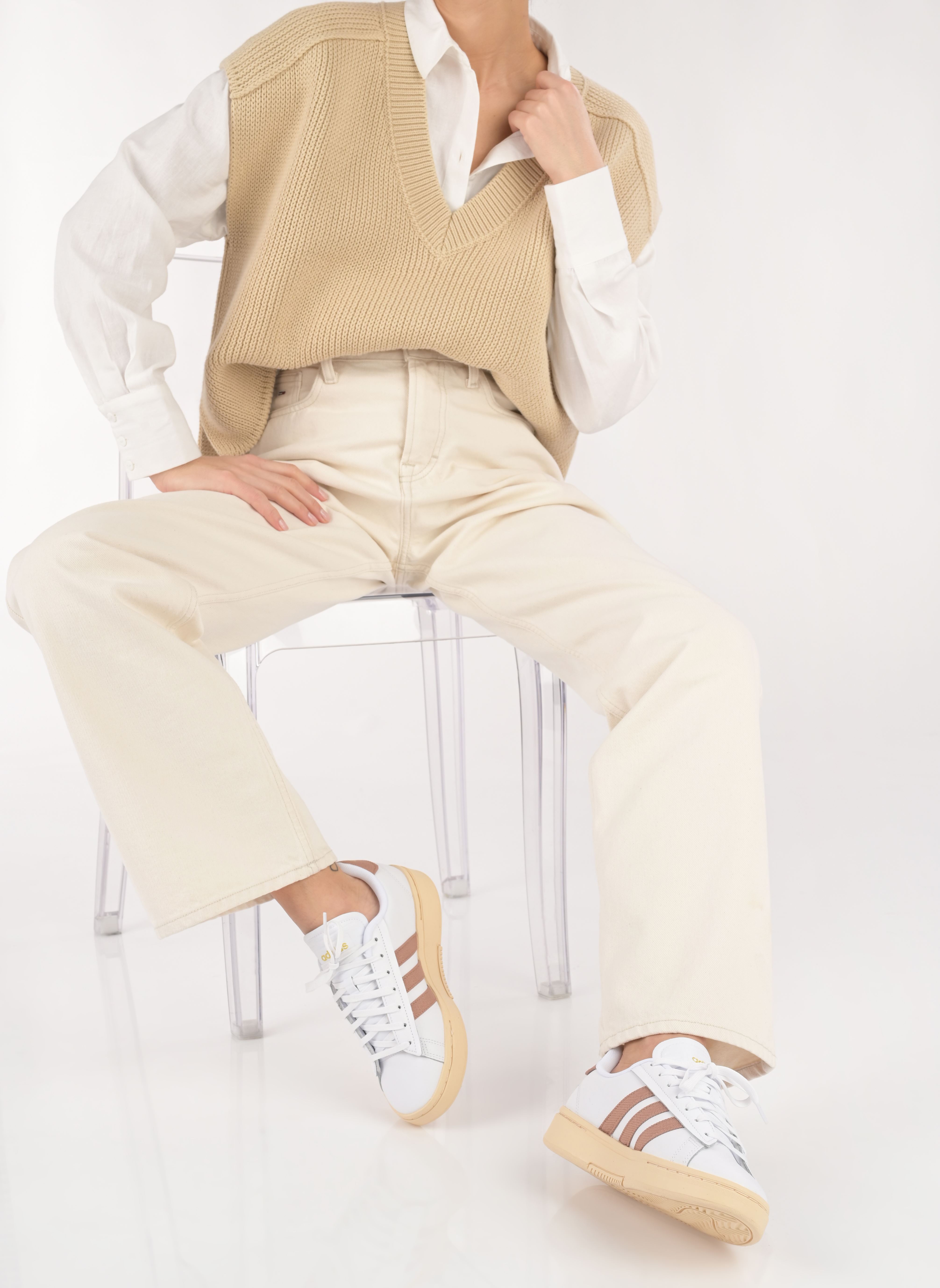Baskets basses Grand Court Alpha femme blanc adidas sportswear Baskets basses Grand Court Alpha femme blanc FTWWHT/CLASTR/GOLDMT