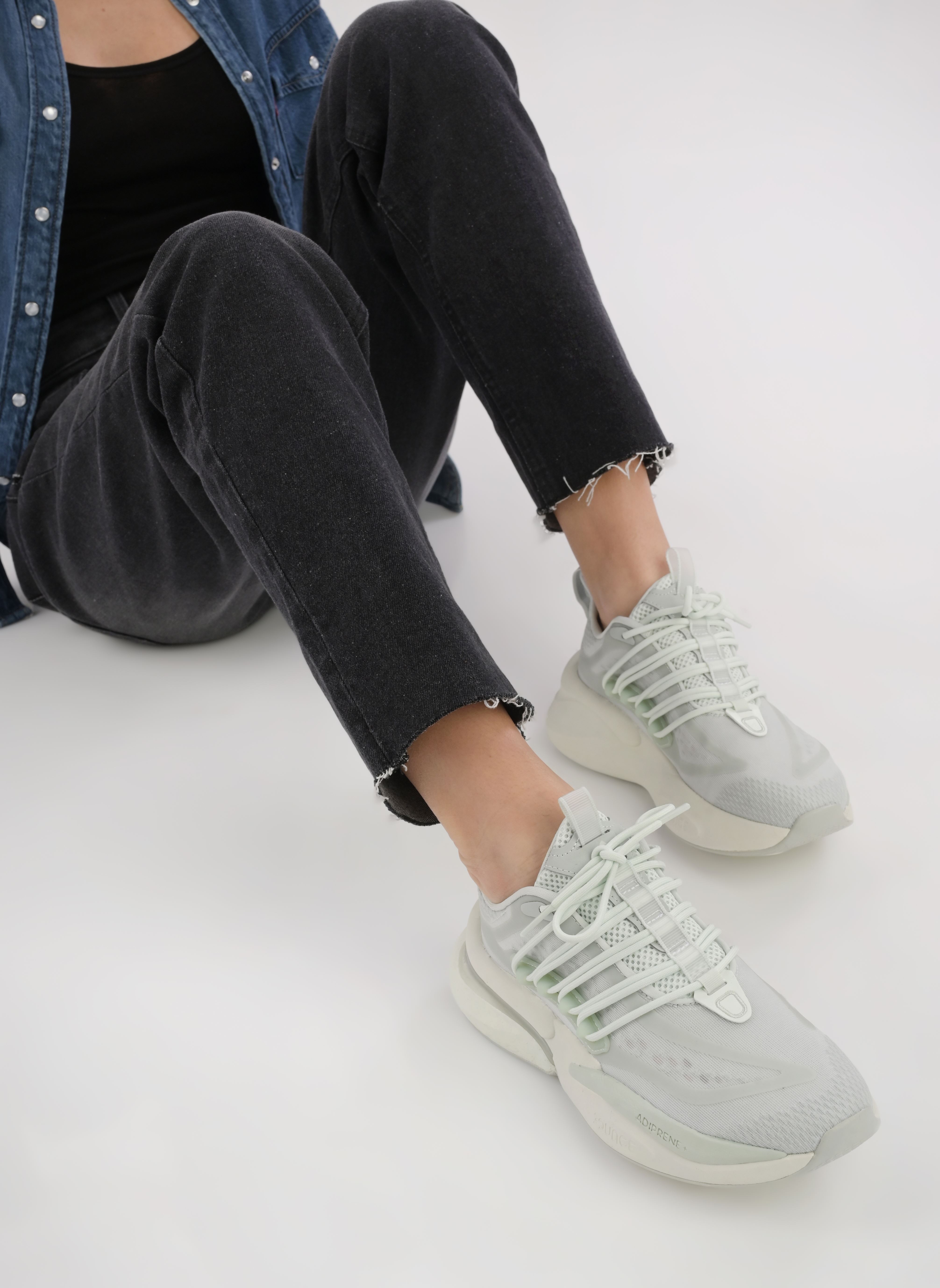 Baskets basses Alphaboost V1 W femme vert adidas sportswear Baskets basses Alphaboost V1 W femme vert CRYJAD/WONSIL/LINGRN