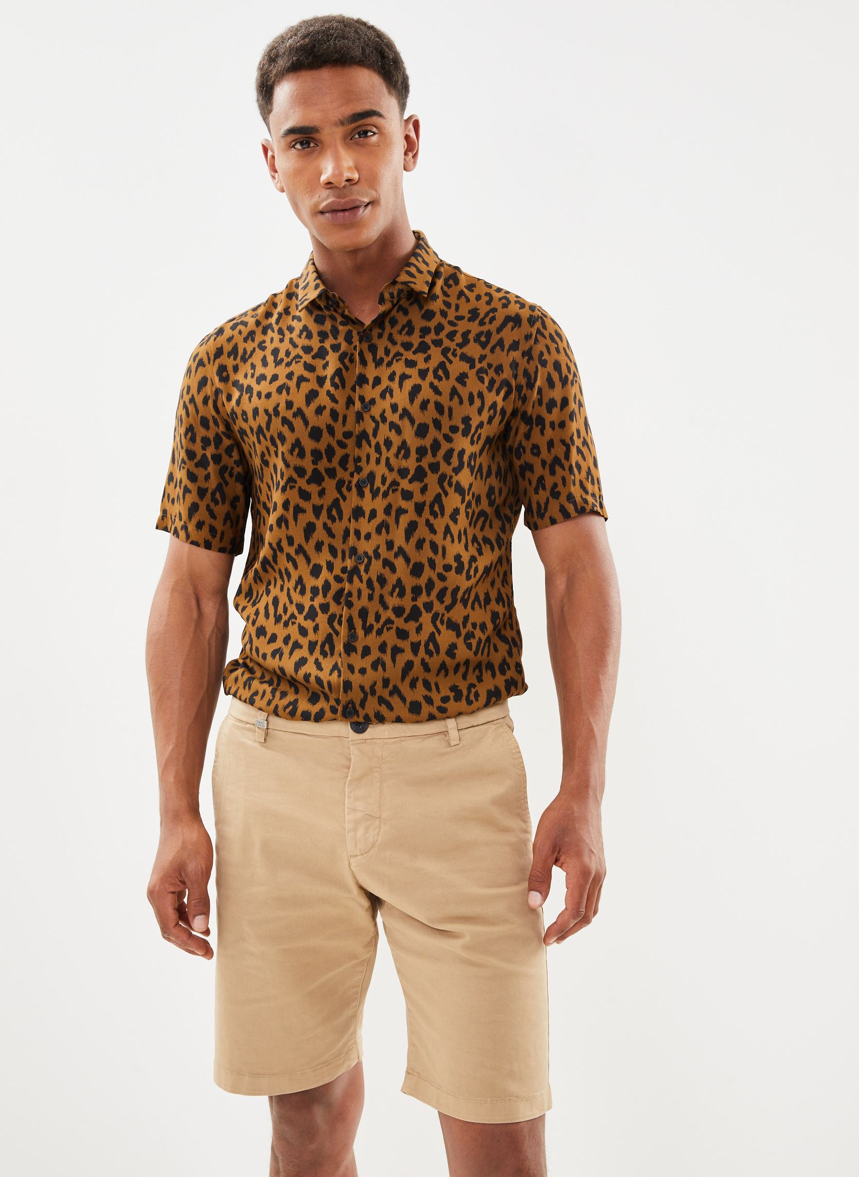 Vêtements IKKS Men Bermuda MW25003 pour Accessoires