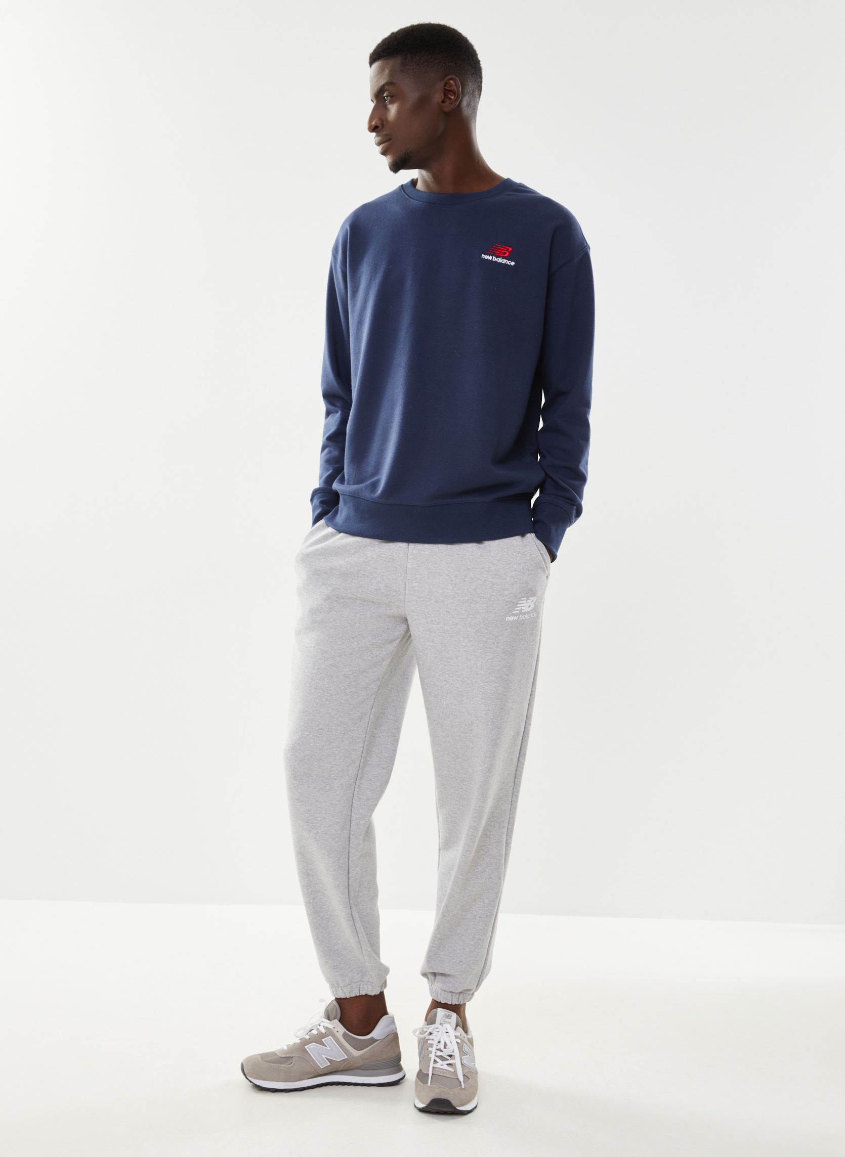 Jogginghosen Essentials Stacked Logo French Terry Swe damen grau New Balance Jogginghosen Essentials Stacked Logo French Terry Swe damen grau ATHLETIC GREY