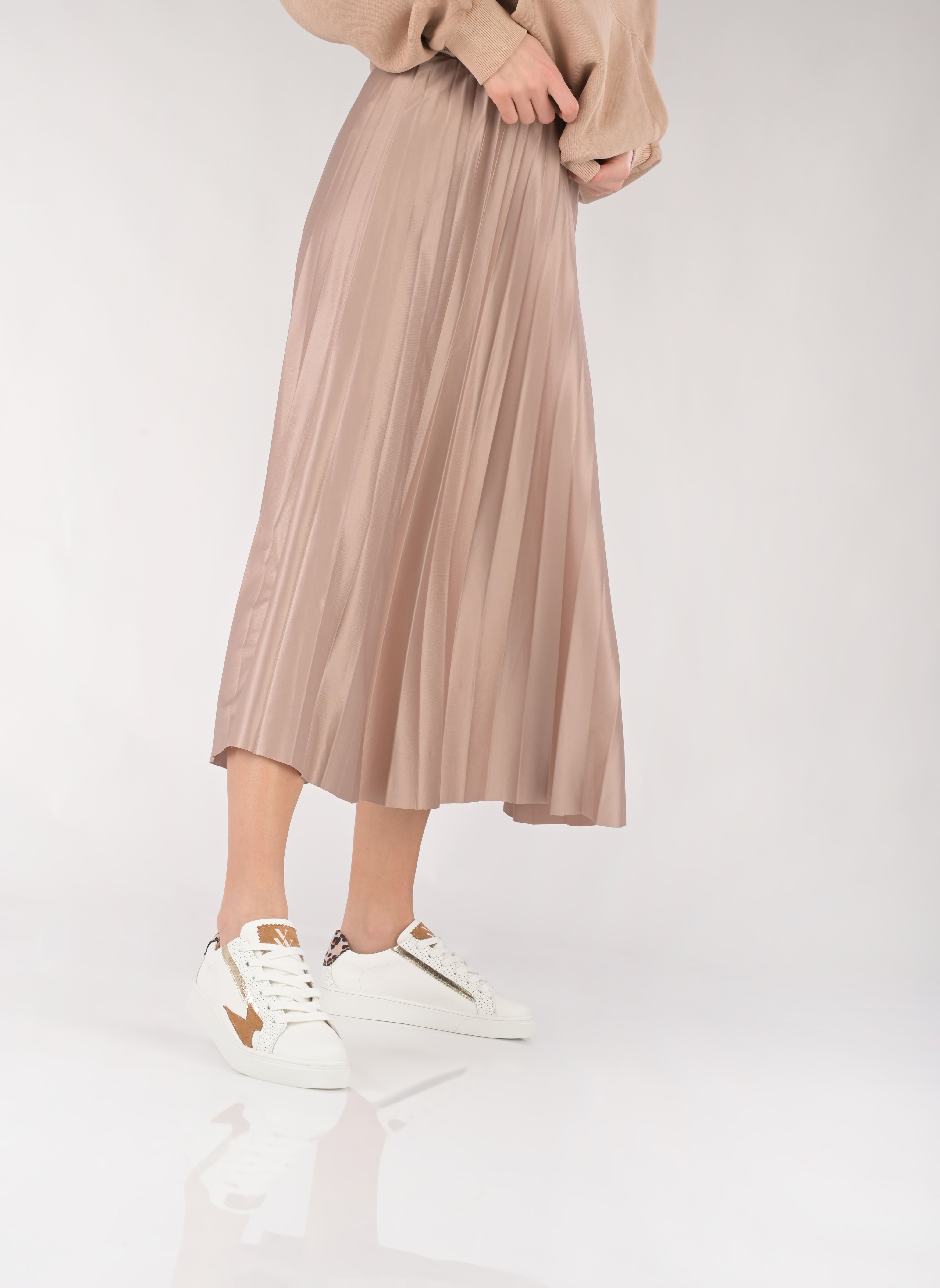 Sneakers basse BK2576 donna marrone Vanessa Wu Sneakers basse BK2576 donna marrone Camel