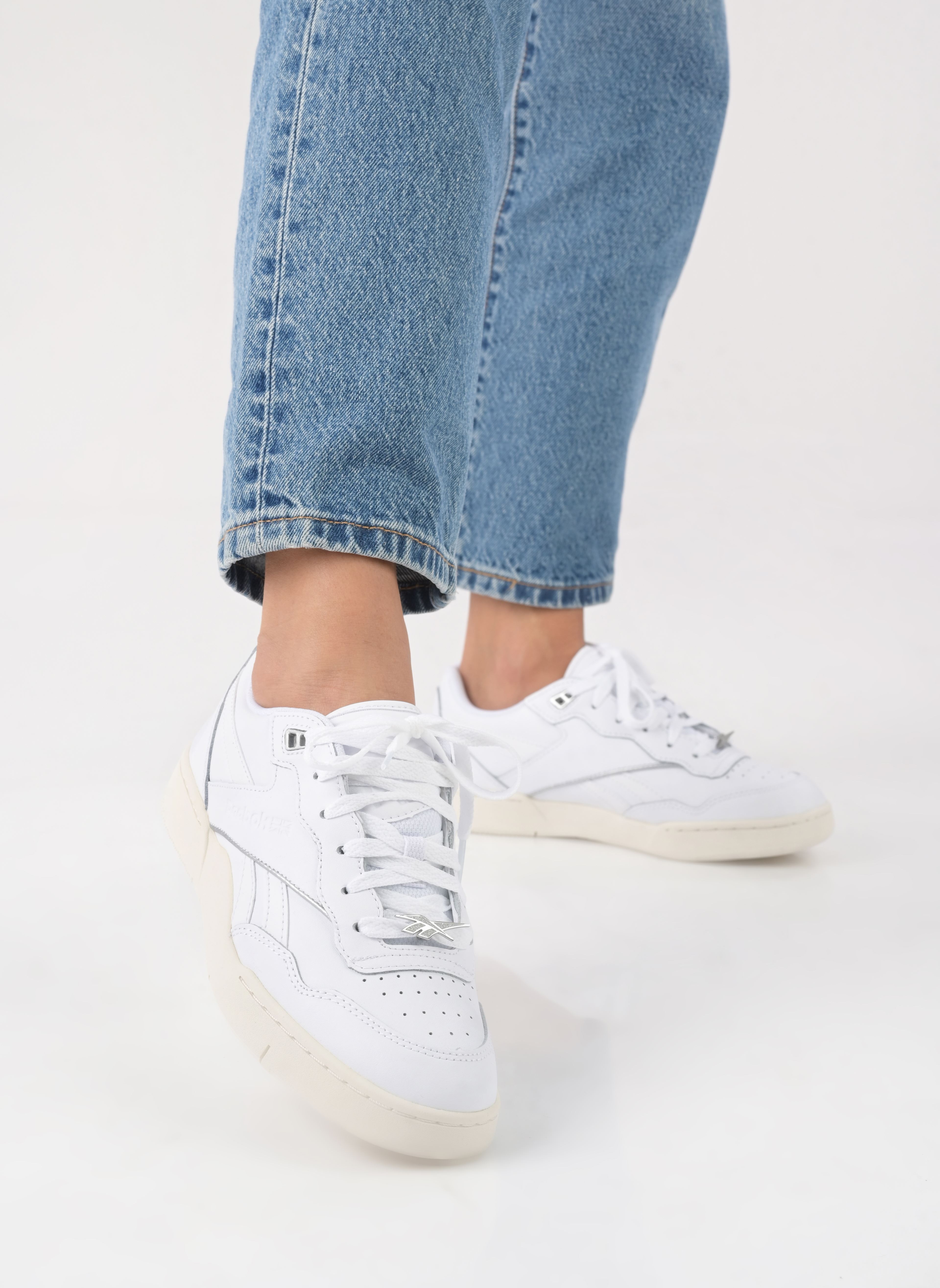 Niedrige Sneaker Bb 4000 damen weiß Reebok Niedrige Sneaker Bb 4000 damen weiß FTWWHT/FTWWHT/CHALK