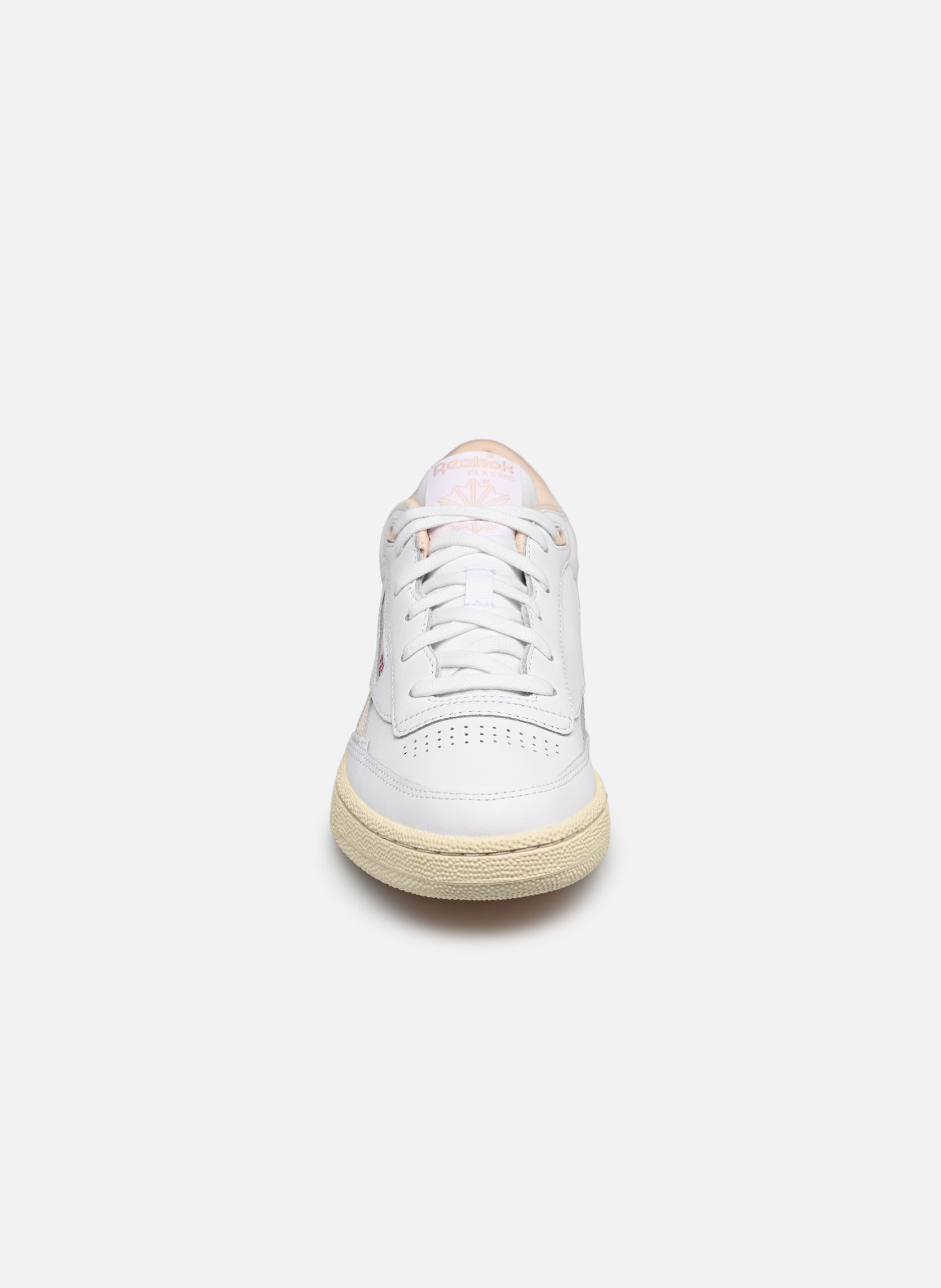 Baskets montantes Club C Mid II Revenge femme blanc Reebok Baskets montantes Club C Mid II Revenge femme blanc FTWR WHITE/SOFT ECRU/ALABASTER
