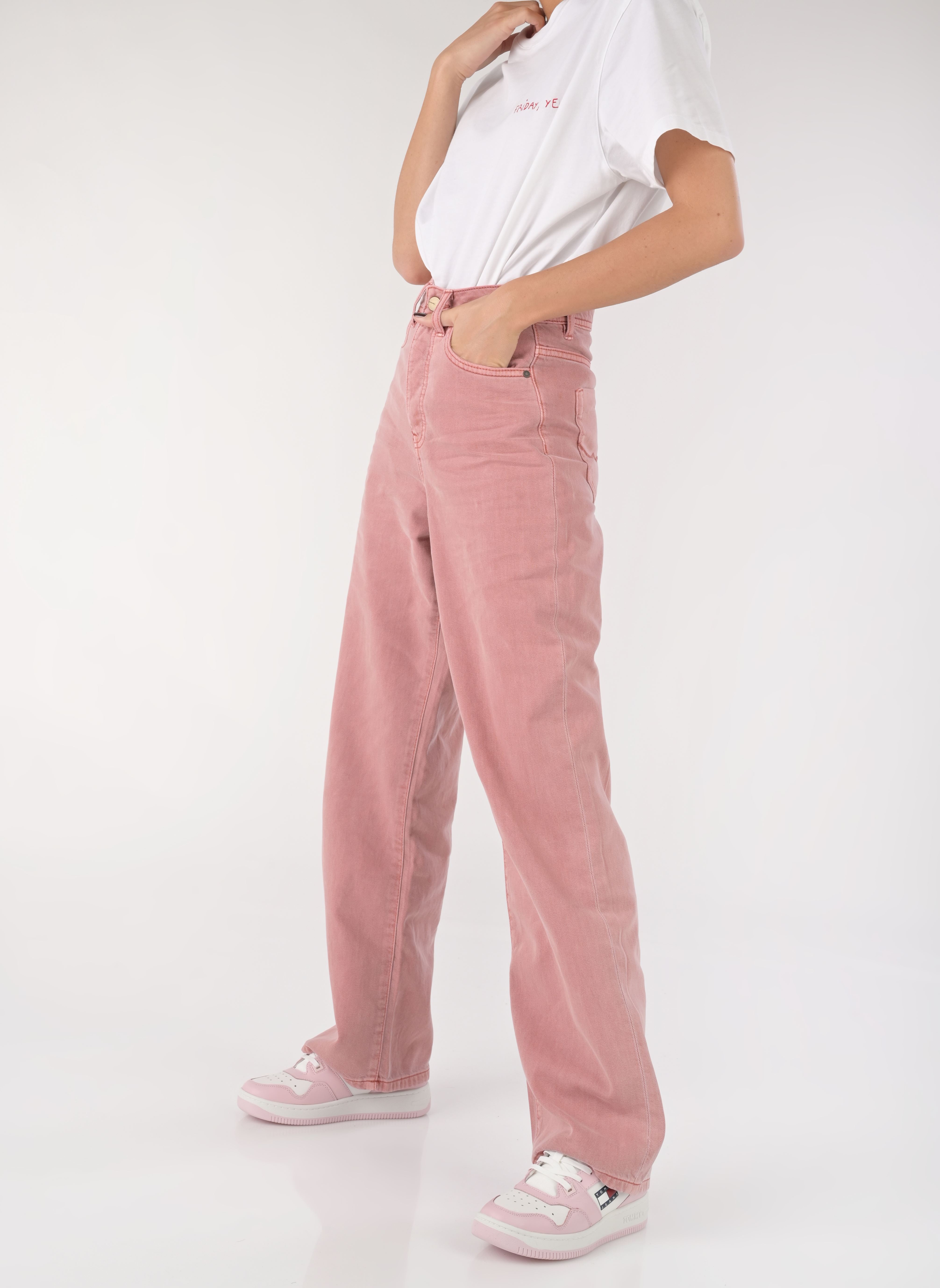 Baskets basses TOMMY JEANS RETRO BASKET WMN femme rose Tommy Hilfiger Baskets basses TOMMY JEANS RETRO BASKET WMN femme rose MISTY PINK