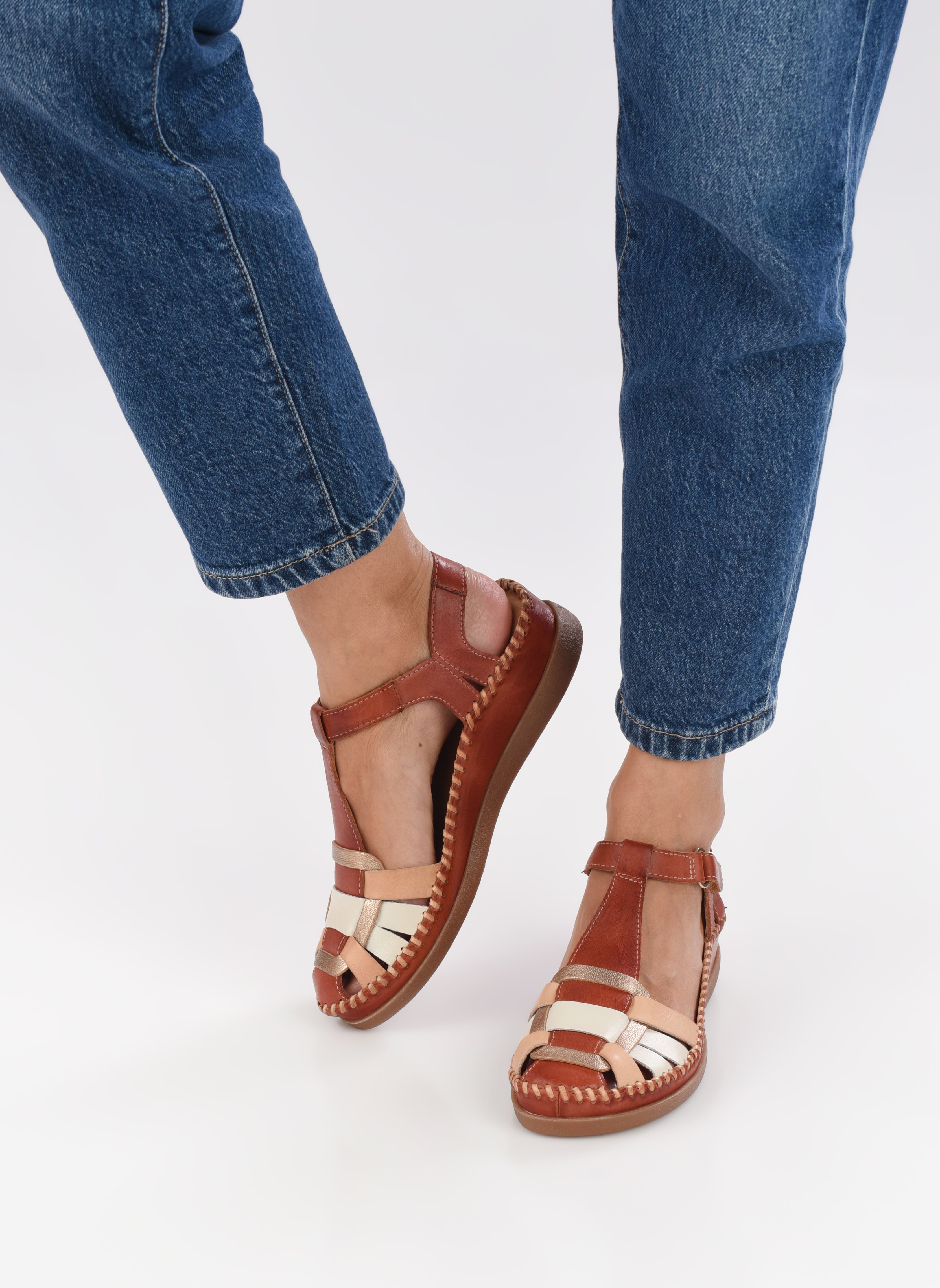 Sandalen met sleehak en plateau Sandales -CADAQUES W8K-0965C1 dames bruin Pikolinos Sandalen met sleehak en plateau Sandales -CADAQUES W8K-0965C1 dames bruin BRICK