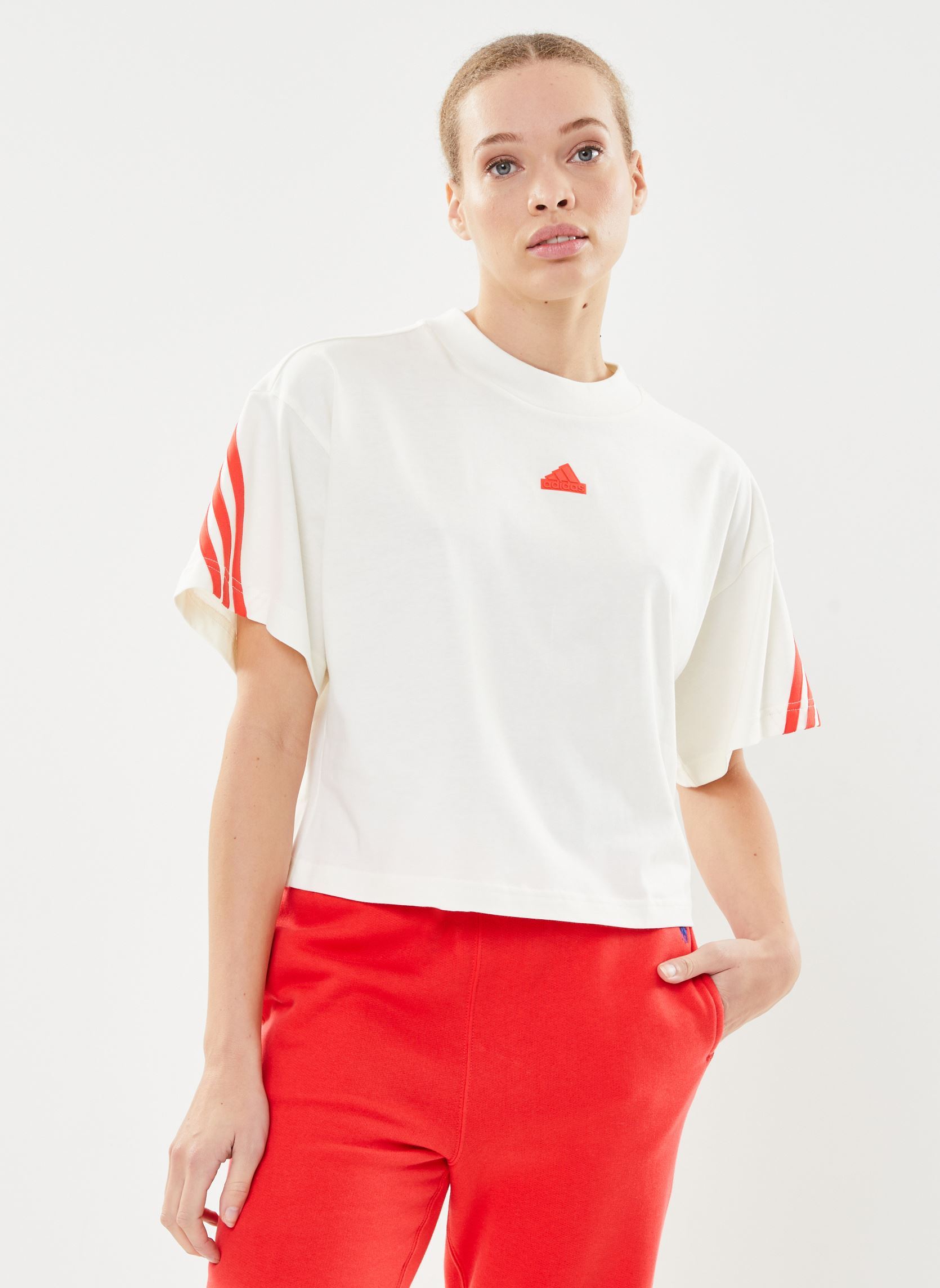 Vêtements adidas sportswear W Fi 3S Tee pour Femme