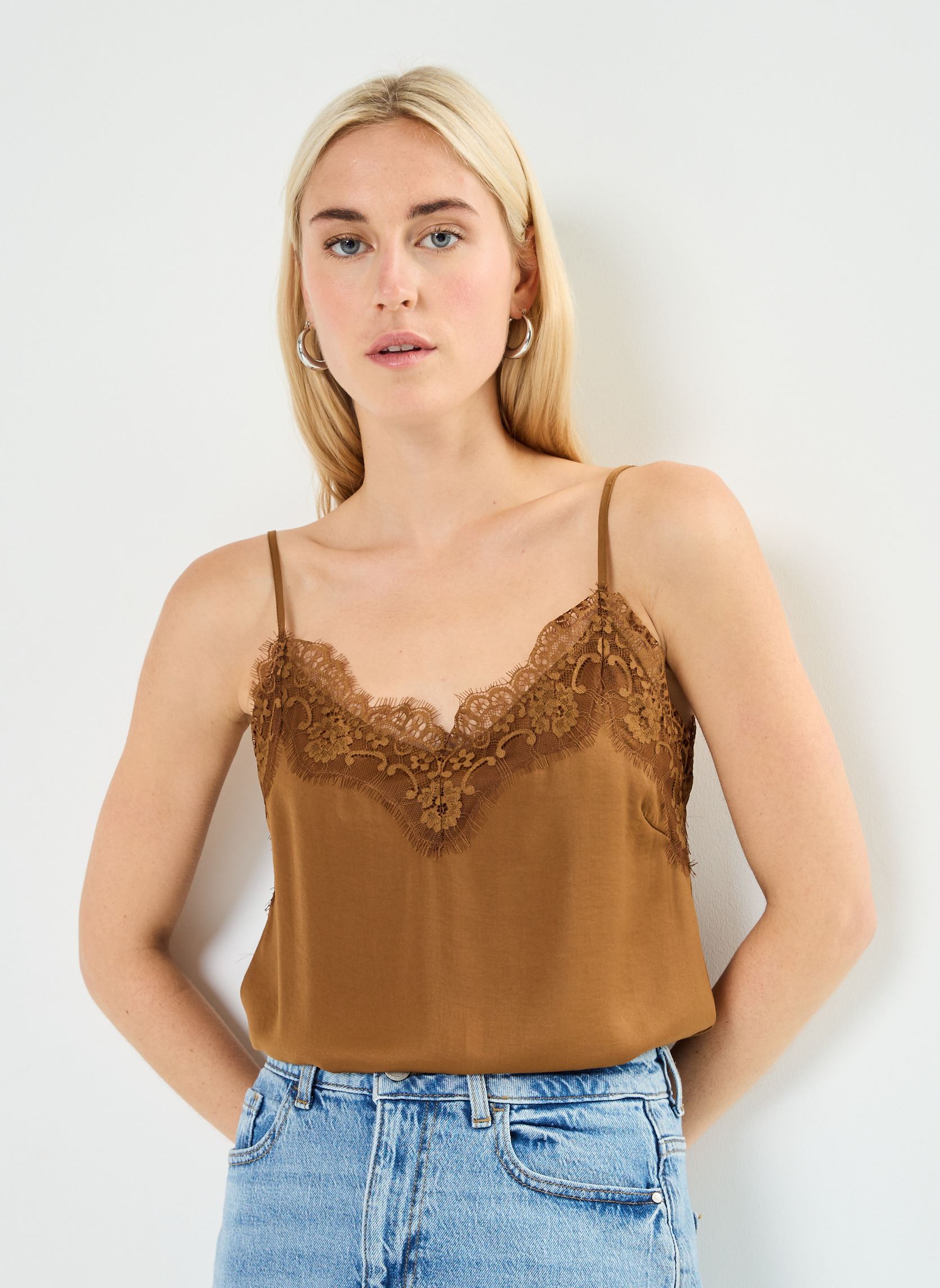 Tops Vicava New Lace Singlet/Su - Noos femme marron Vila Tops Vicava New Lace Singlet/Su - Noos femme marron Rubber